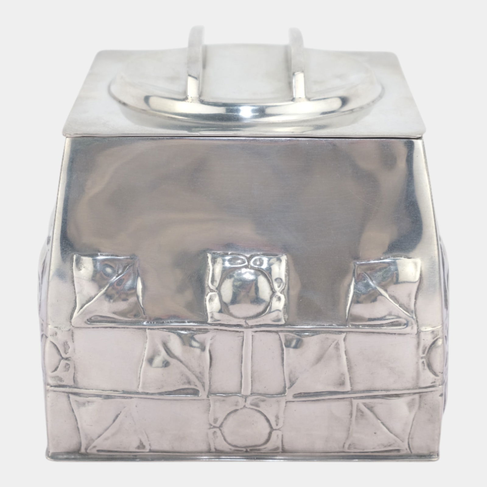 Archibald Knox For Liberty & Co. 1900s Ars & Crafts Tudric Pewter Biscuit Barrel 0194: We offer affordable in-house shipping on all items. Archibald Knox For Liberty & Co. 1900s Ars & Crafts Tudric Pewter Biscuit Barrel 0194 Strongly architectural and richly textured, this Arts & Craft