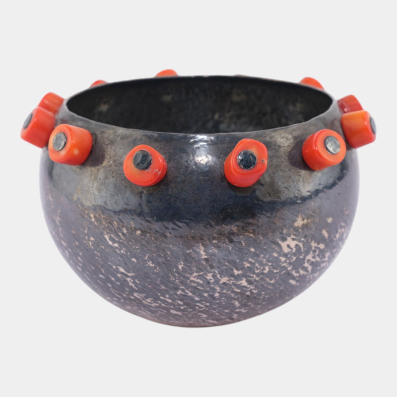 John Hardy Mid Century Modernist Patinated Sterling Silver 925 Bowl: We offer affordable in-house shipping on all items. John Hardy Mid Century Modernist Patinated Sterling Silver 925 Bowl Boldly expressive and richly textured, this Mid Century Modernist sterling silv