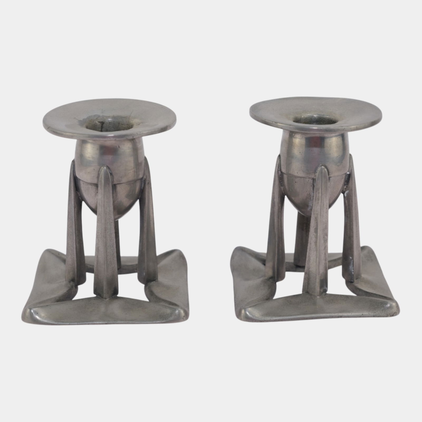 Archibald Knox For Liberty & Co. 1900s English Tudric Pewter Candleholders 0222: We offer affordable in-house shipping on all items. Archibald Knox For Liberty & Co. 1900s English Tudric Pewter Candleholders 0222 Architecturally striking and finely balanced, these Art Nouveau Tud