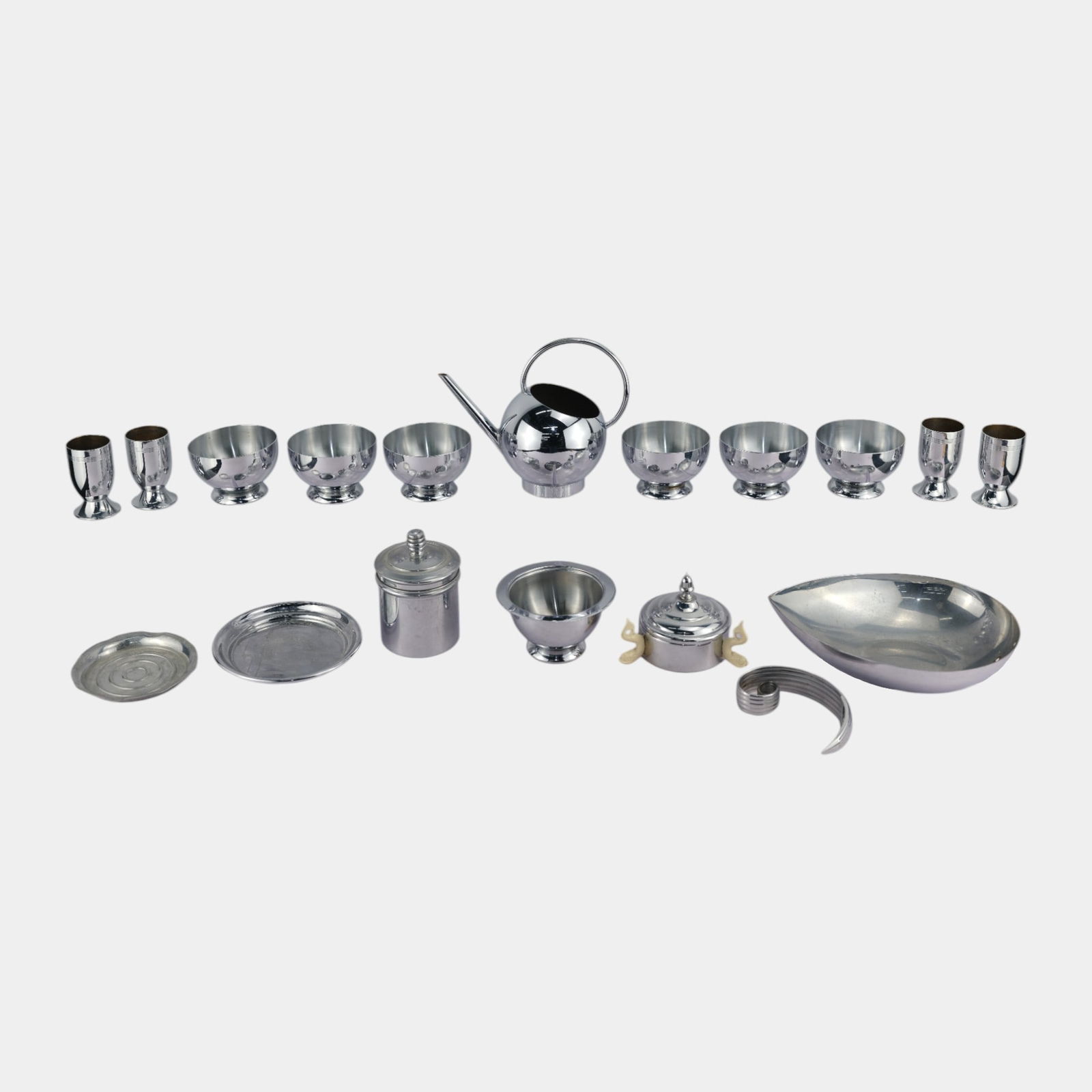 Russel Wright For Chase 1930s Art Deco Chrome Teapot & Other Chase Chrome Tableware (1 of 6)