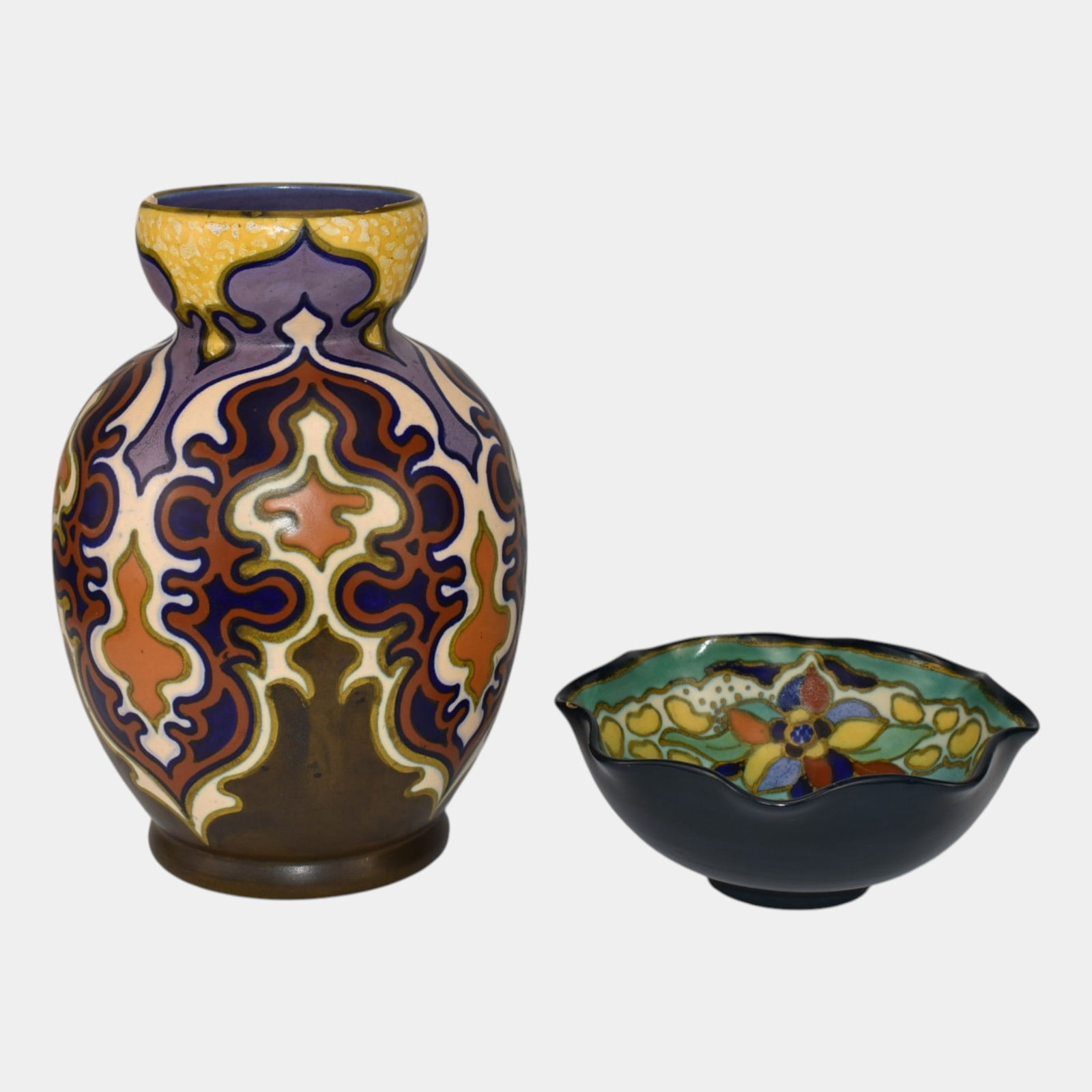 Gouda Holland Plazuid Vintage Art Pottery Hand Painted Vase Bowl (1 of 7)