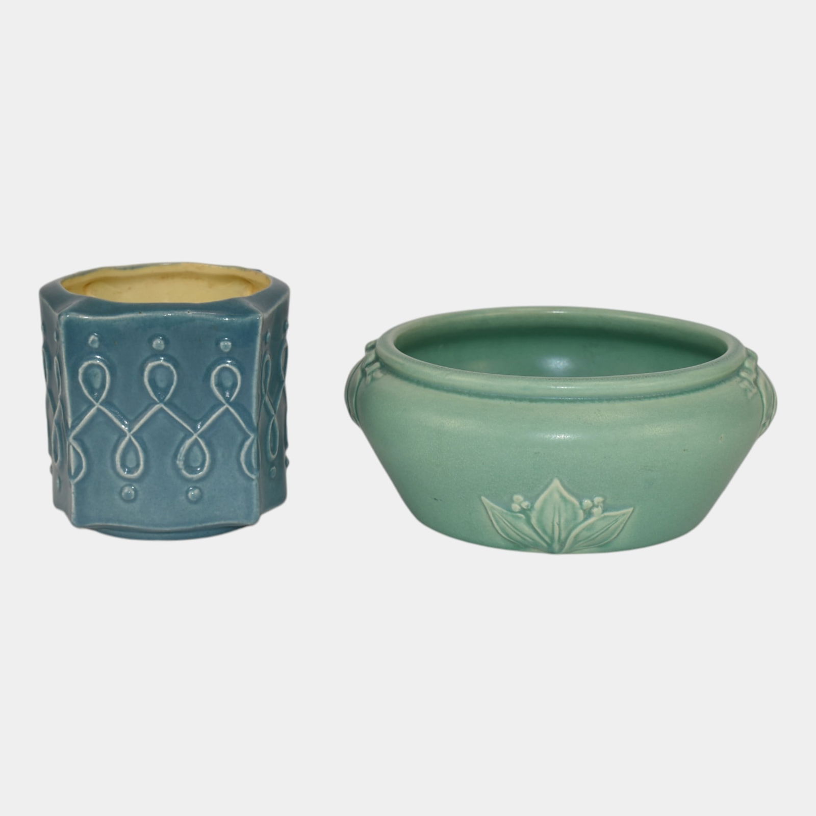 Red Wing Vintage Art Pottery Green Bowl And Blue Vase (1 of 6)