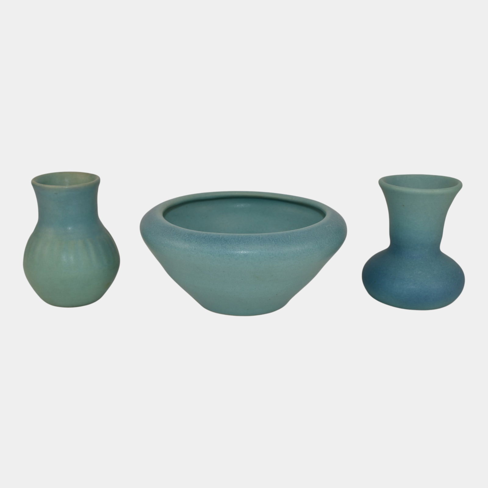 Van Briggle Vintage Original Hand Thrown Pottery Blue Vases Bowl (1 of 6)