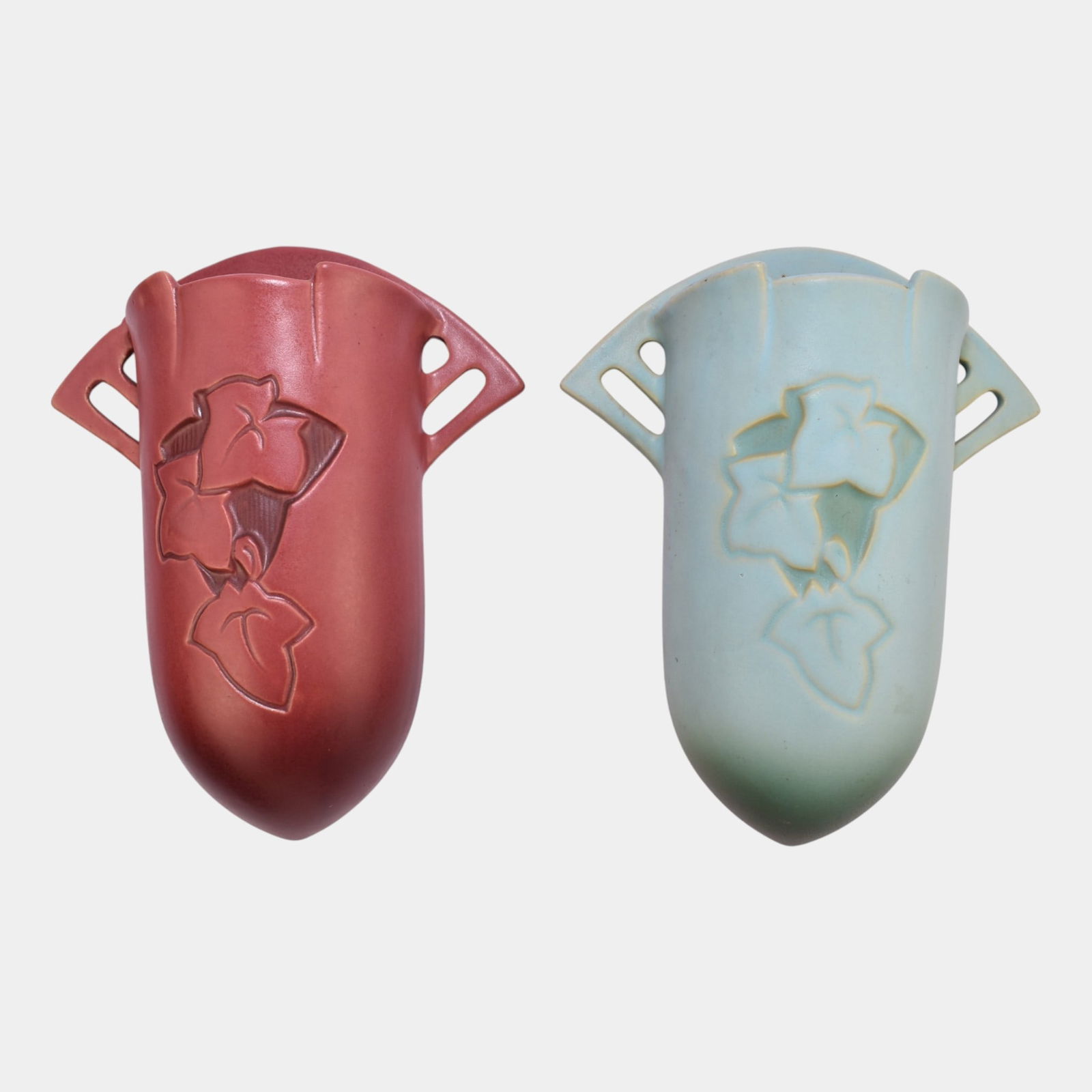 Roseville Silhouette Red and Blue 1950 Mid Century Modern Pottery Wall Pockets: Professional, fast, and affordable in house shipping available for all items. Roseville Silhouette Red and Blue 1950 Mid Century Modern Pottery Wall Pockets Nice mold and color. Excellent condition.