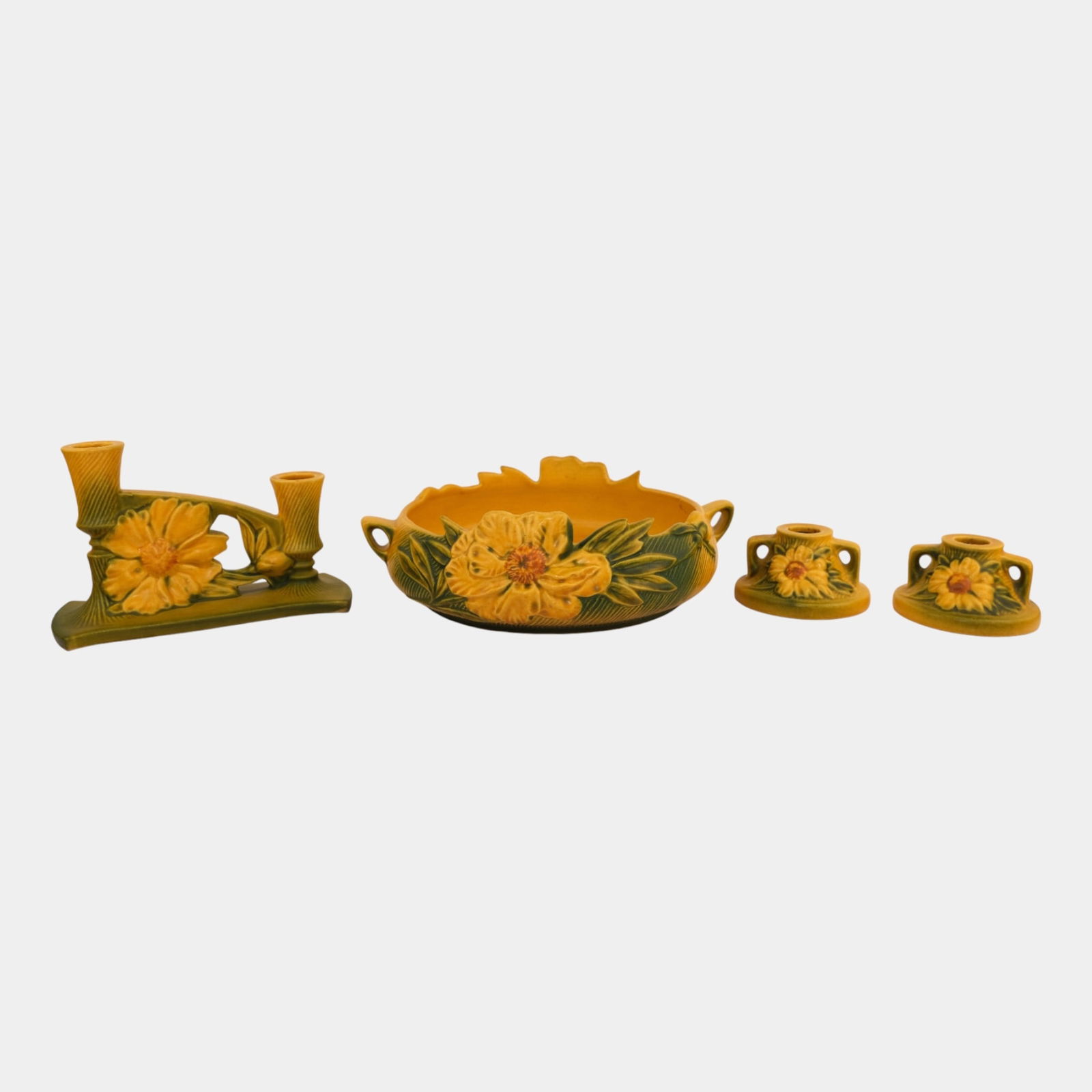 Roseville Pottery Peony Yellow Candleholders Bowl: Professional, fast, and affordable in house shipping available for all items. Roseville Pottery Peony Yellow Candleholders Bowl Nice form with great color and glaze. Excellent original condition. No