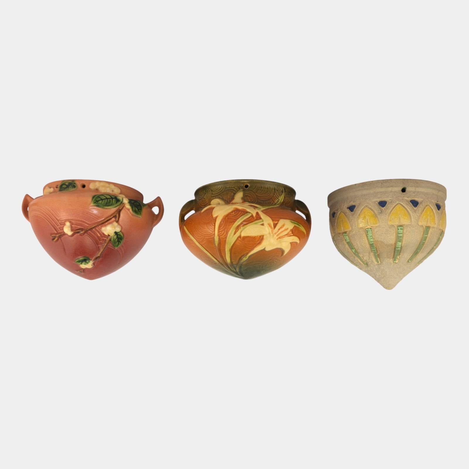 Roseville Mostique Snowberry Zephyr Lily Hanging Baskets (1 of 6)