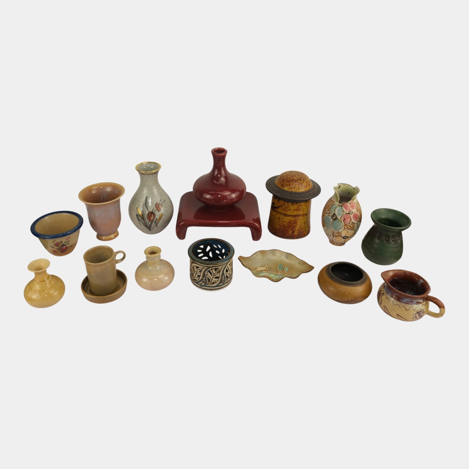 Art Pottery Vessels Including Heager, Bennington, General Ceramics, Carillon (1 of 3)