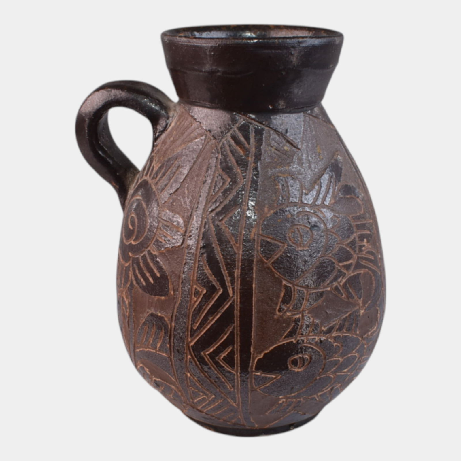 Japanese Earthenware Art Pottery Carved Fish Vase: Professional, fast, and affordable in house shipping available for all items. Japanese Earthenware Art Pottery Carved Fish Vase Excellent original condition. No chips, cracks, damage or repair of any