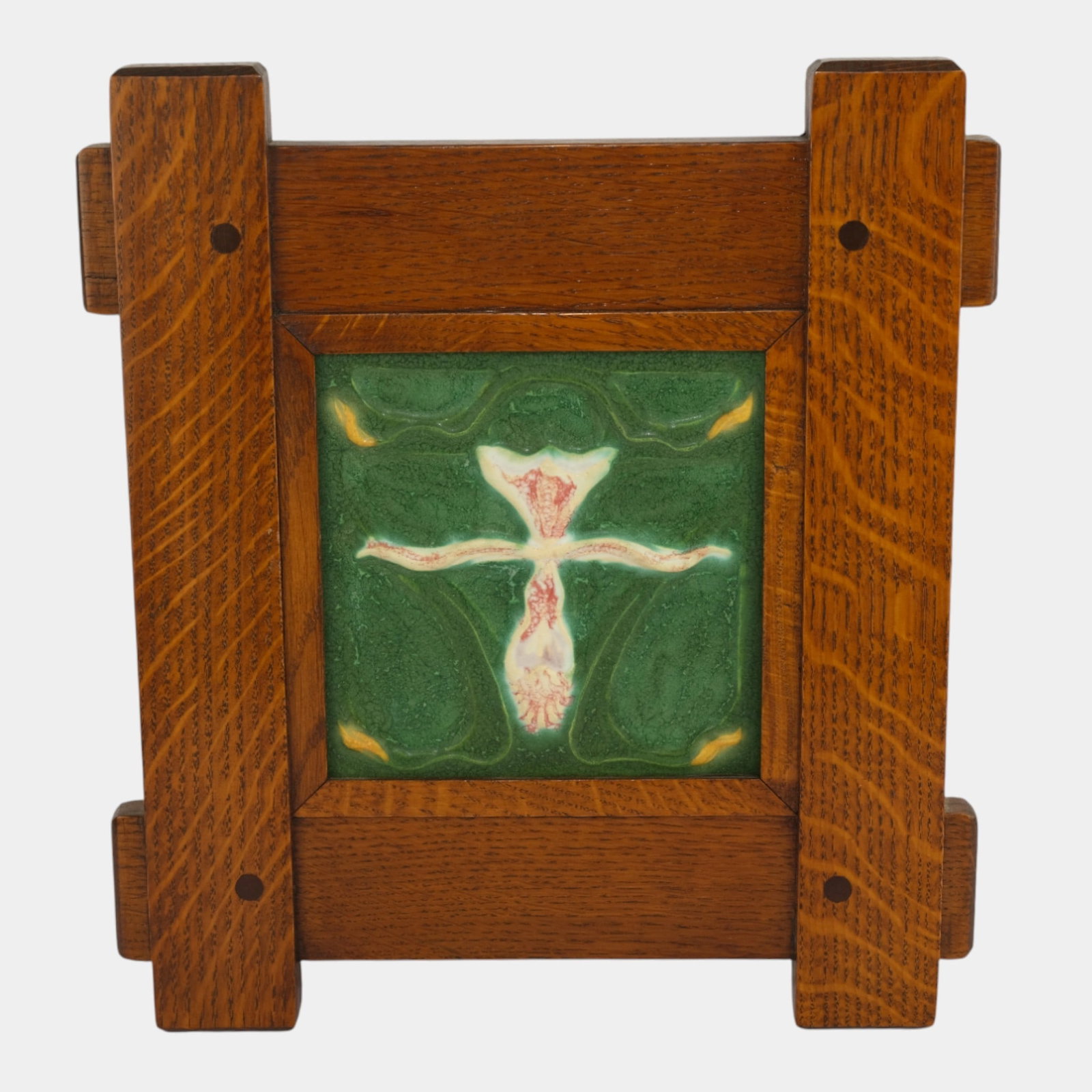 Ephraim Faience 2001 Arts And Crafts Matte Green Framed Lady Slipper Tile: We offer affordable in-house shipping on all items. Ephraim Faience 2001 Arts And Crafts Matte Green Framed Lady Slipper Tile Beautifully hand-glazed Ephraim Faience tile featuring a stylized floral