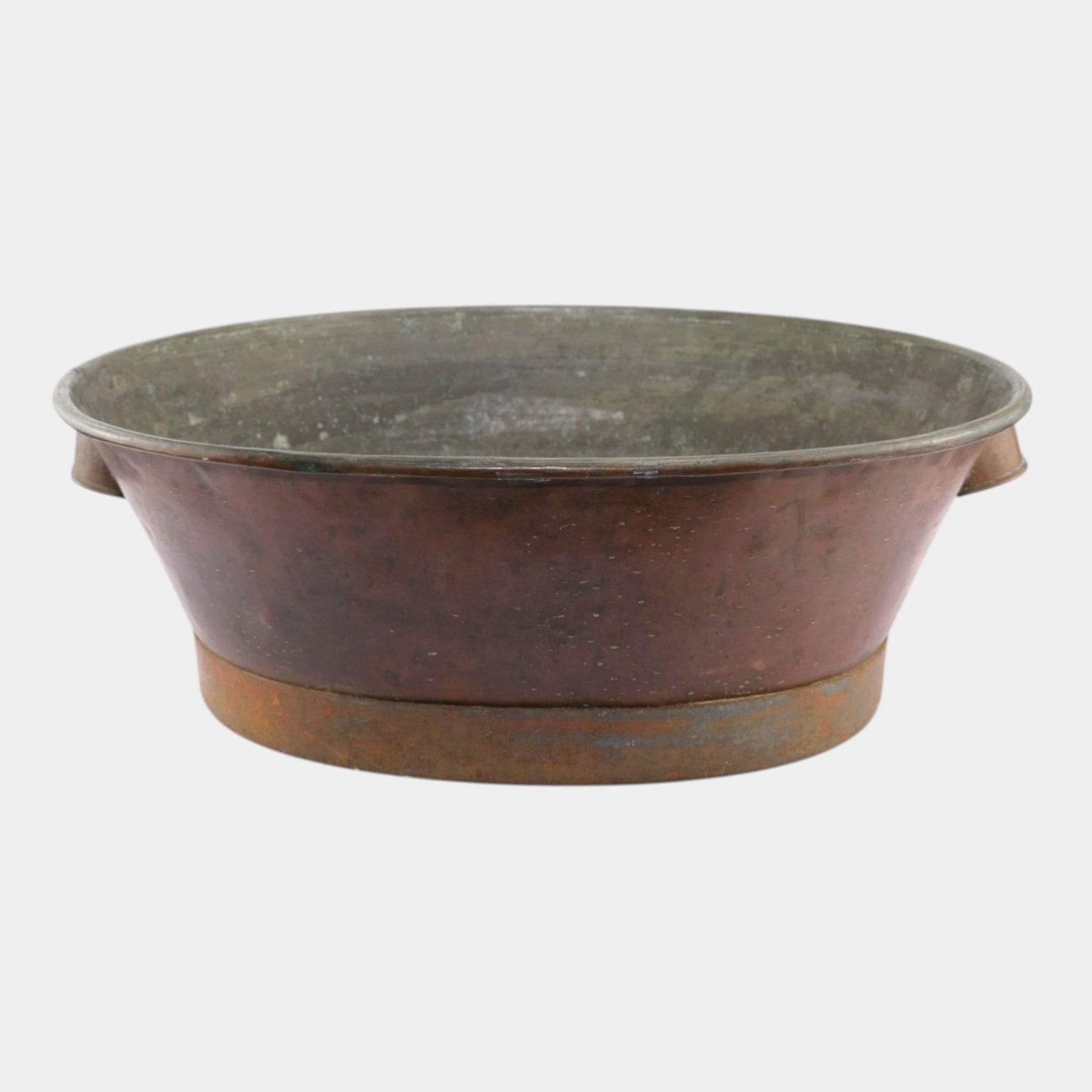 Early 20th Century American Primitive Dovetail & Riveted Large Handled Basin: Professional, fast, and affordable in house shipping available for all items. Early 20th Century American Primitive Dovetail & Riveted Large Handled Basin Age related wear. Basin is 7" tall and 21" w