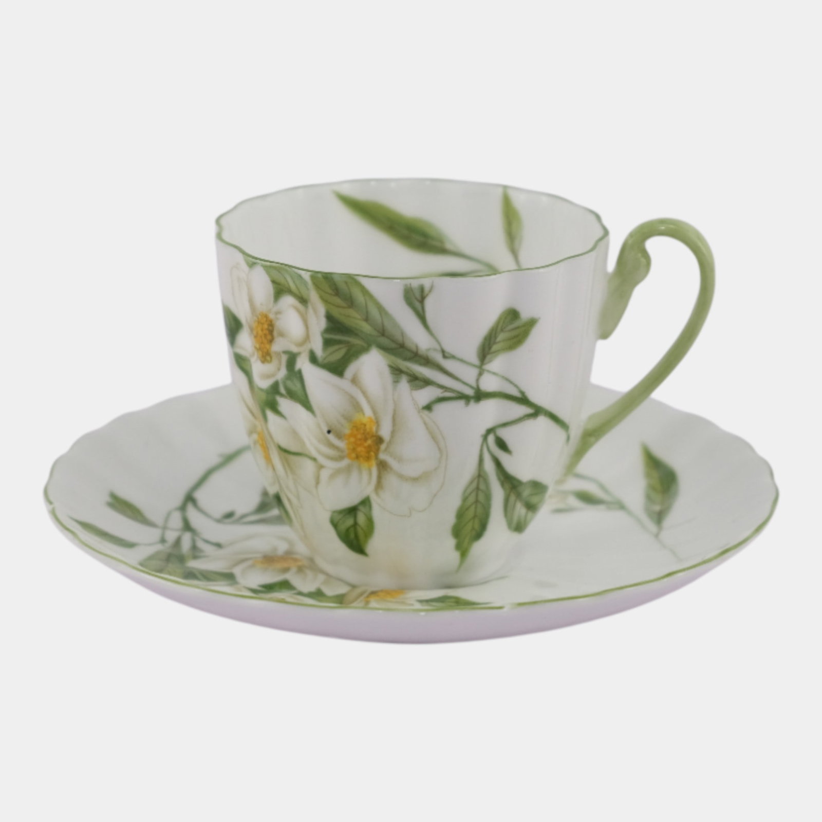 Shelley English Mid Century Fine Bone China Green Syringa Teacup And Saucer: Professional, fast, and affordable in house shipping available for all items. Shelley English Mid Century Fine Bone China Green Syringa Teacup And Saucer Gracefully elegant and finely enameled, this
