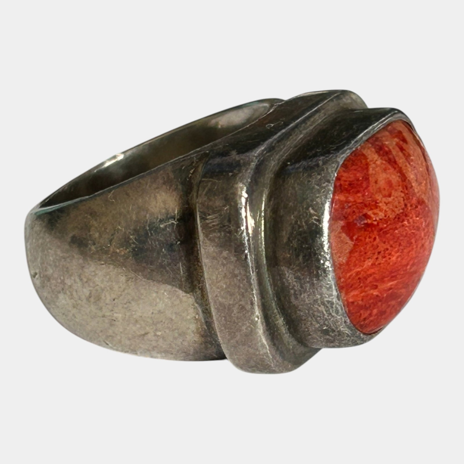 Claudia Agudelo EXEX Sterling Silver Mid Century Modern Large Red Coral Cabochon Statement Ring Size: Professional, fast, and affordable in house shipping available for all items. Bold and sculptural, this Mid-Century Modern ring features a large glowing red coral cabochon set in a thick, architectura