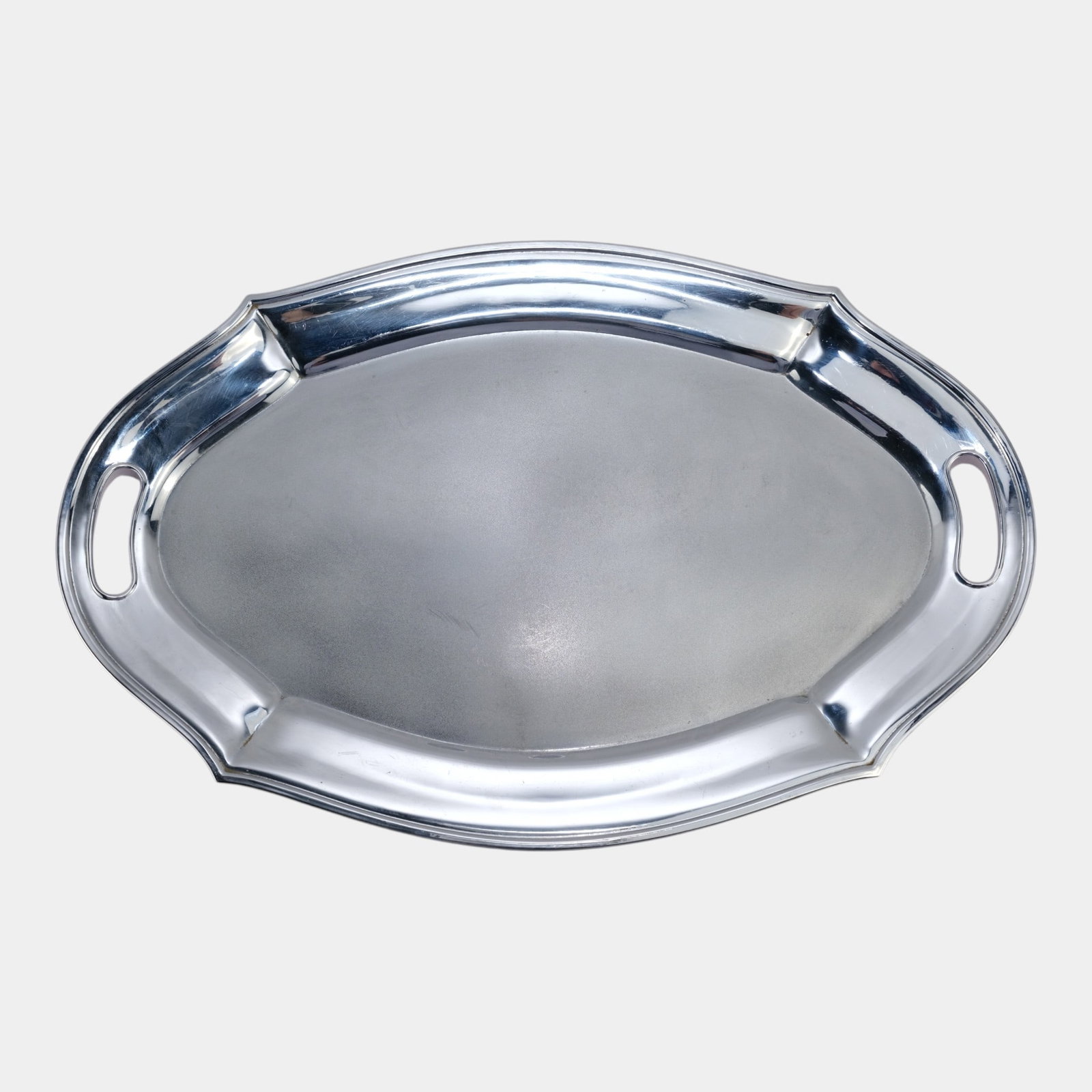 Forman Bros Inc 1930s Art Deco Chromium Plated Ware Scalloped Rim Cocktail Serving Tray: Professional, fast, and affordable in house shipping available for all items. Forman Bros Inc 1930s Art Deco Chromium Plated Ware Scalloped Rim Cocktail Serving Tray Sleek and sophisticated, this Art 