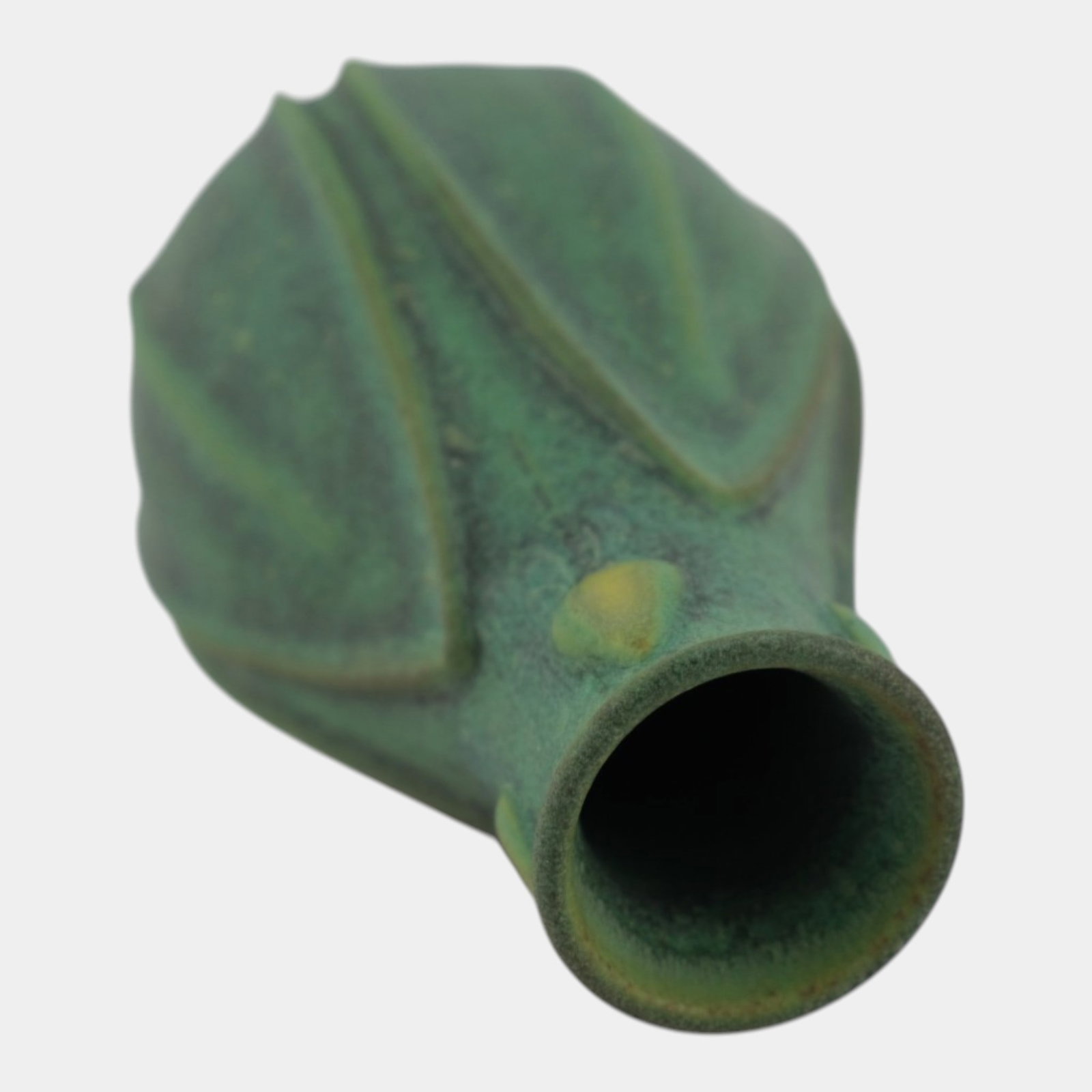 Jemerick Studio Pottery Arts And Crafts Matte Green Hand Crafted Broad Leaf Vase - 5