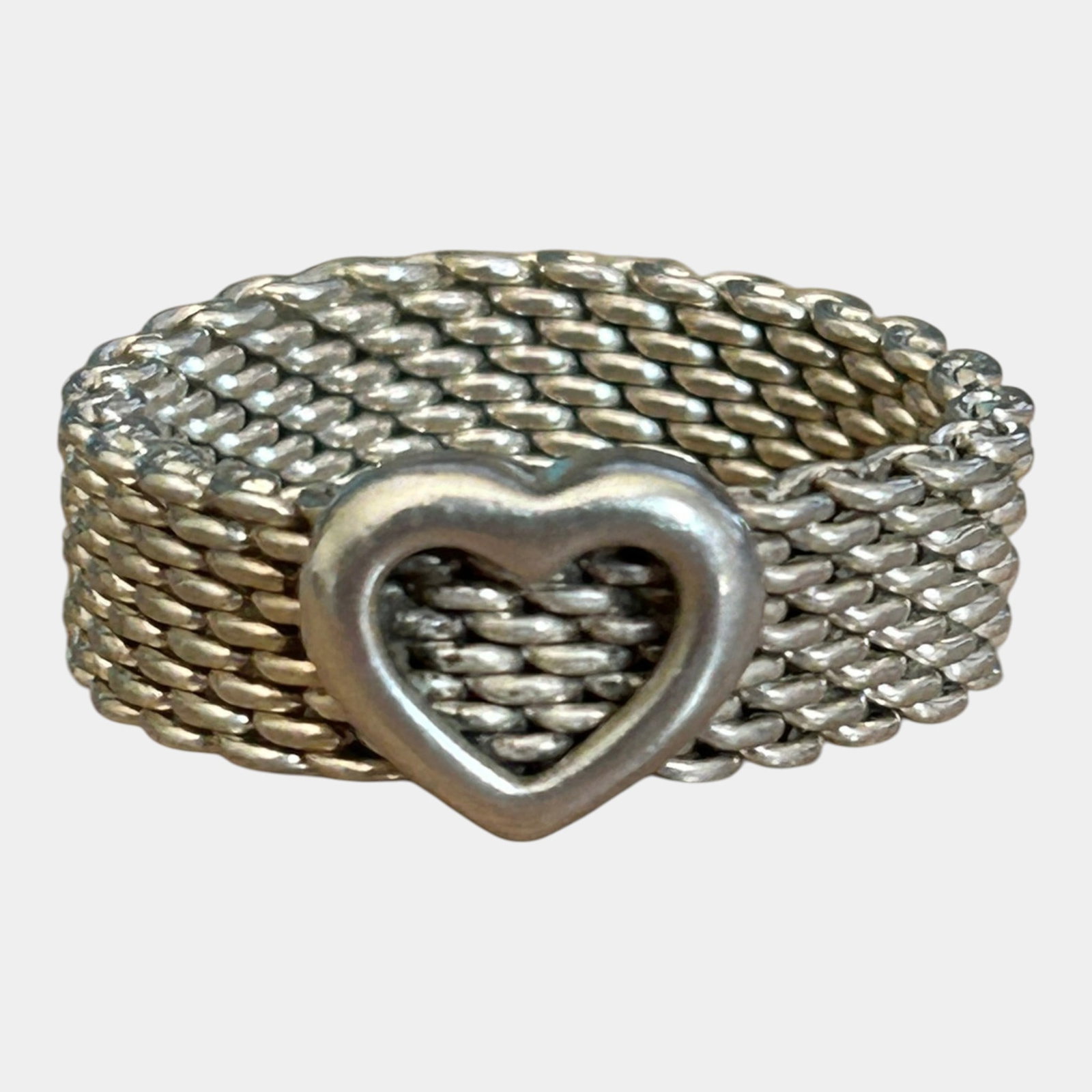 Tiffany & Co. Sterling Silver 925 Modern Somerset Mesh Heart Ring Size 6.25: Professional, fast, and affordable in house shipping available for all items. Elegantly textured and romantic, this modern ring features a woven mesh band in sterling silver, centered with a softly co