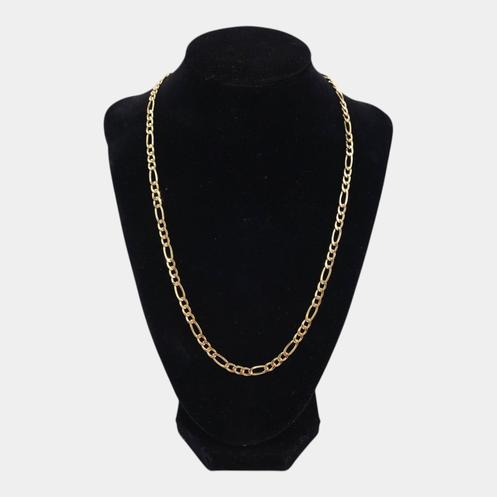 14K Yellow Gold Italian Classic Figaro Link Chain Necklace 9 Grams (1 of 8)