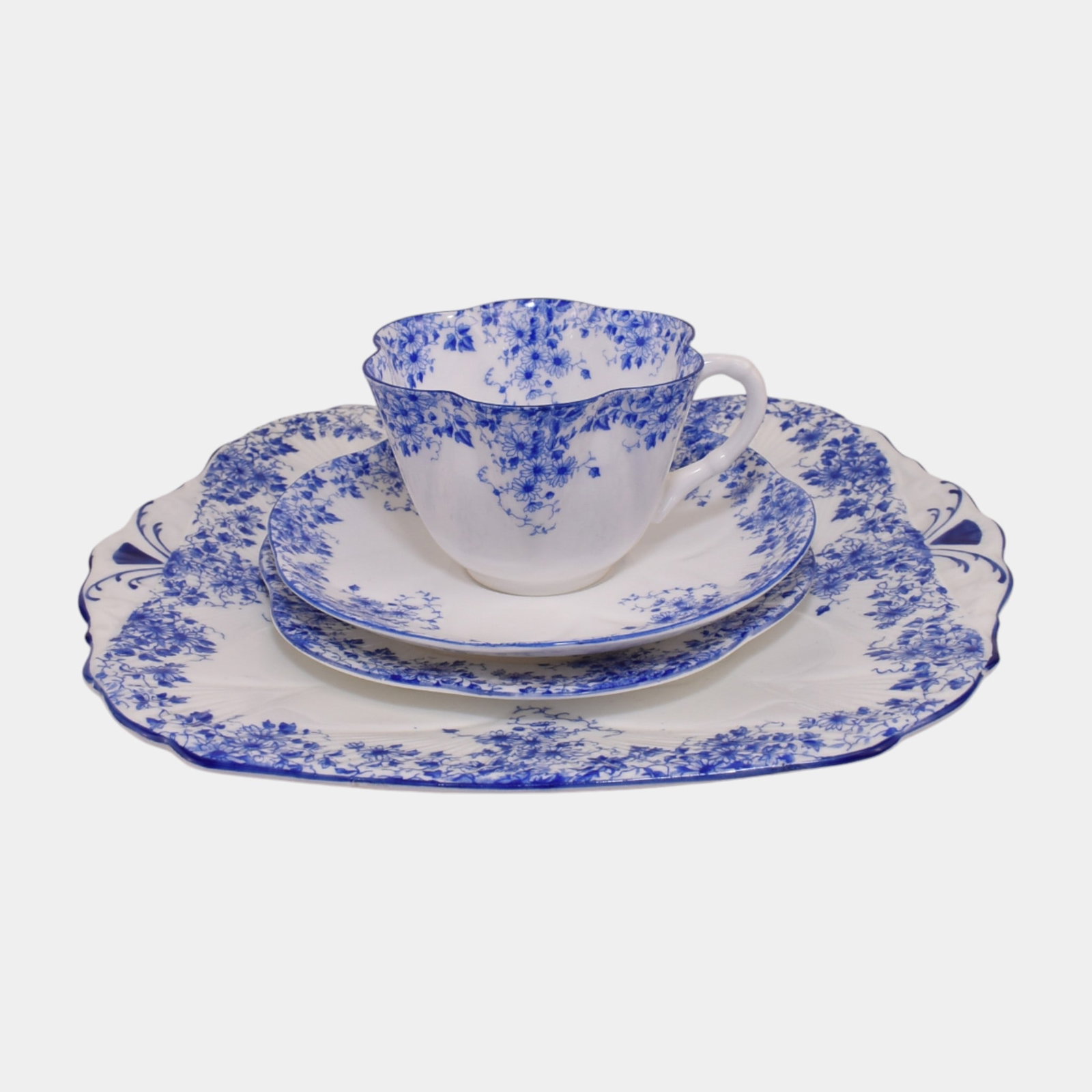 Shelley Dainty Blue Vintage English Bone China Blue Floral Cup Saucer Plates (1 of 7)