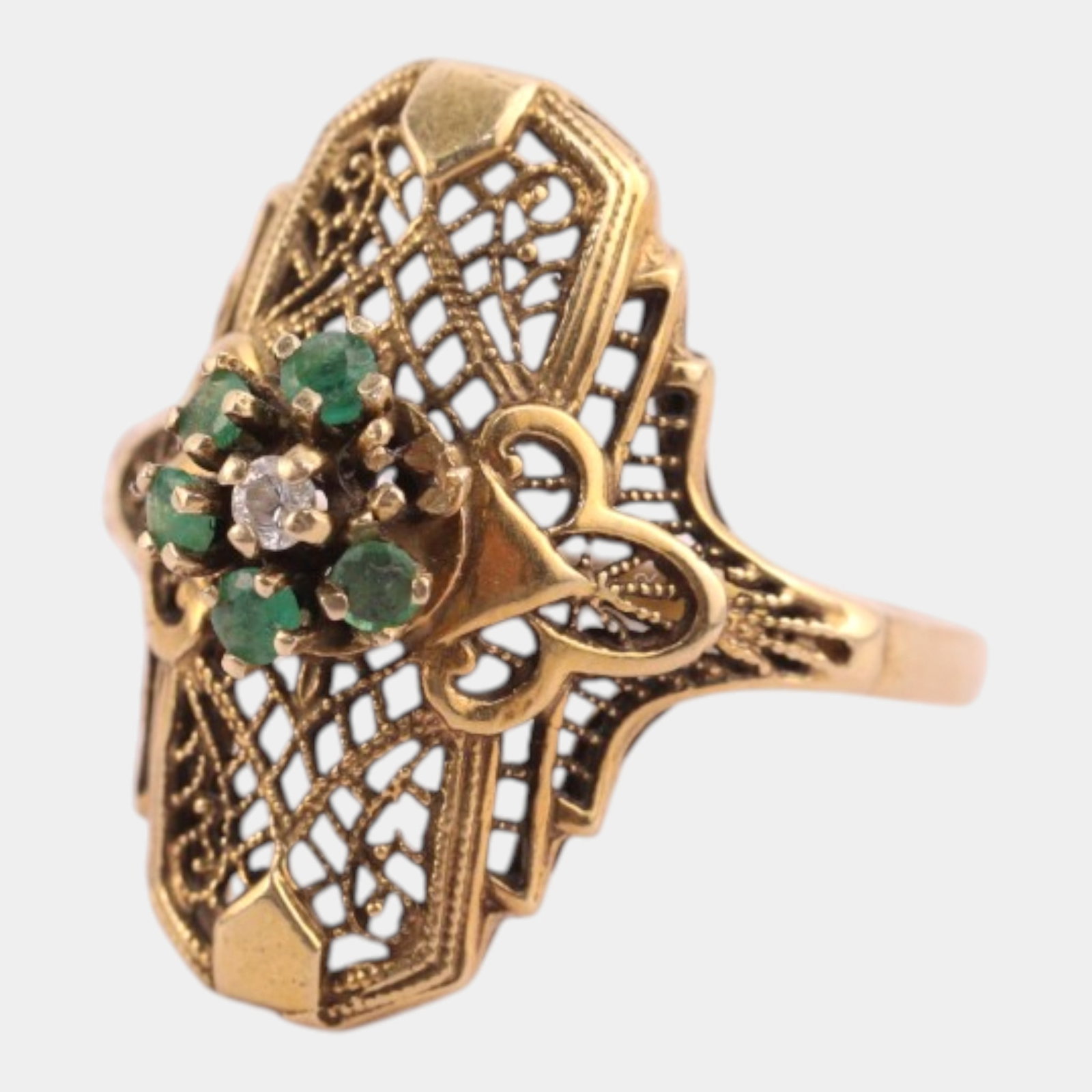 14K Yellow Gold Art Deco Fillagree Design With Emerald & Diamond Stone Ring Size 6.5: Professional, fast, and affordable in house shipping available for all items. Intricately detailed and elegantly styled, this vintage ring features a pierced filigree form in warm gold, centered with 