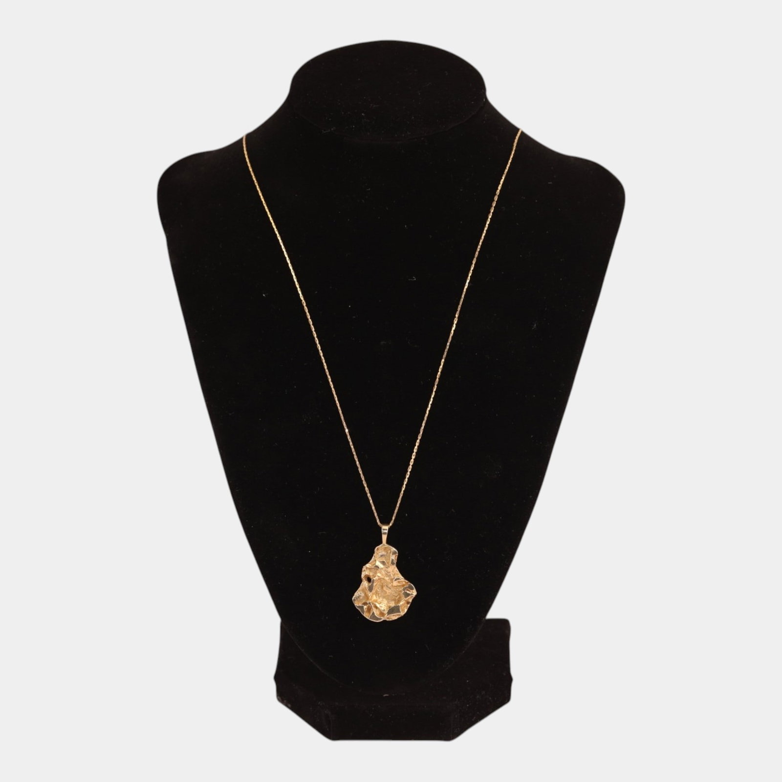 14K Yellow Gold Modernist Abstract Nugget Pendant On Elegant Fine Chain 8.3 Grams: Professional, fast, and affordable in house shipping available for all items. Boldly sculptural and organic, this modernist necklace features an irregular nugget-form pendant in warm 14K gold, suspend