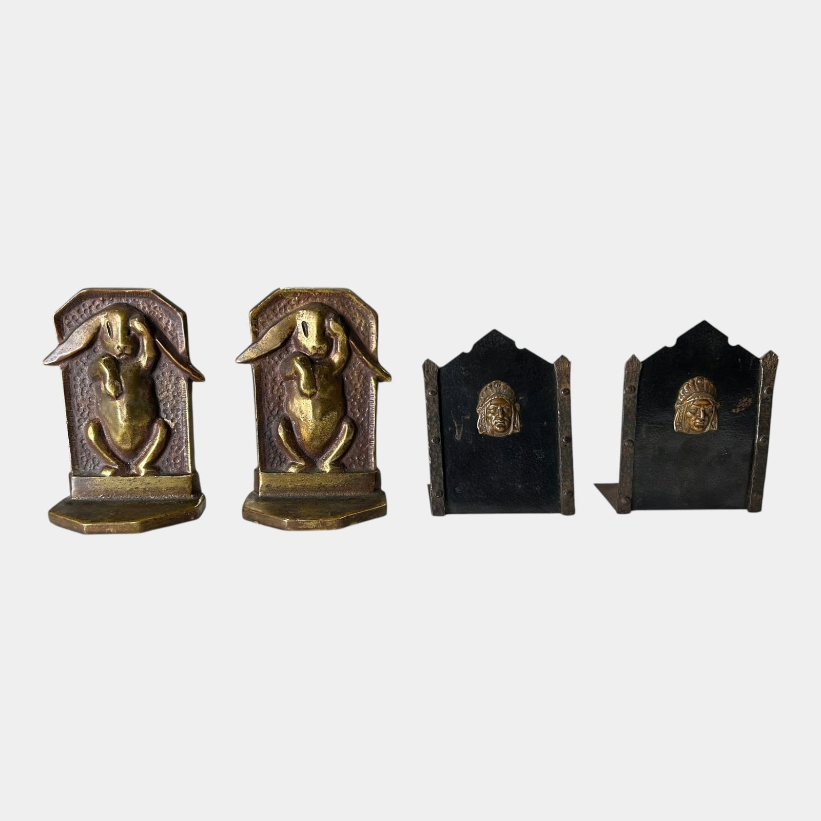 Early 20th Century Arts And Crafts Copper And Bronze Native American And Rabbit Bookends: Professional, fast, and affordable in house shipping available for all items. Early 20th Century Arts And Crafts Copper And Bronze Native American And Rabbit Bookends Finely cast and richly patinated,