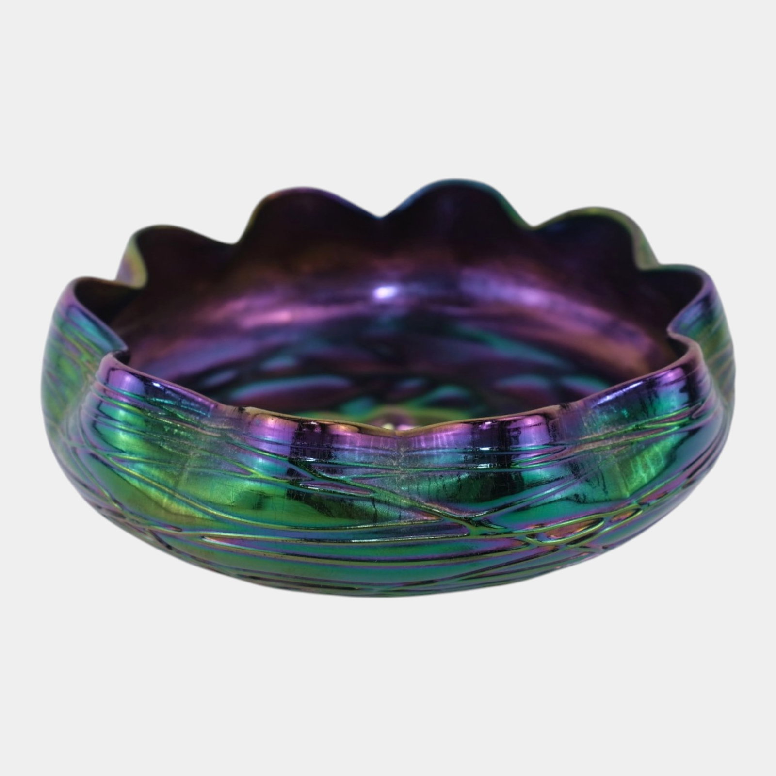 Loetz Early 20th Century Bohemian Art Nouveau Green Purple Iridescent Threaded Surface Ruffled Rim: Professional, fast, and affordable in house shipping available for all items. Loetz Early 20th Century Bohemian Art Nouveau Green Purple Iridescent Threaded Surface Ruffled Rim Bowl Vividly iridescent