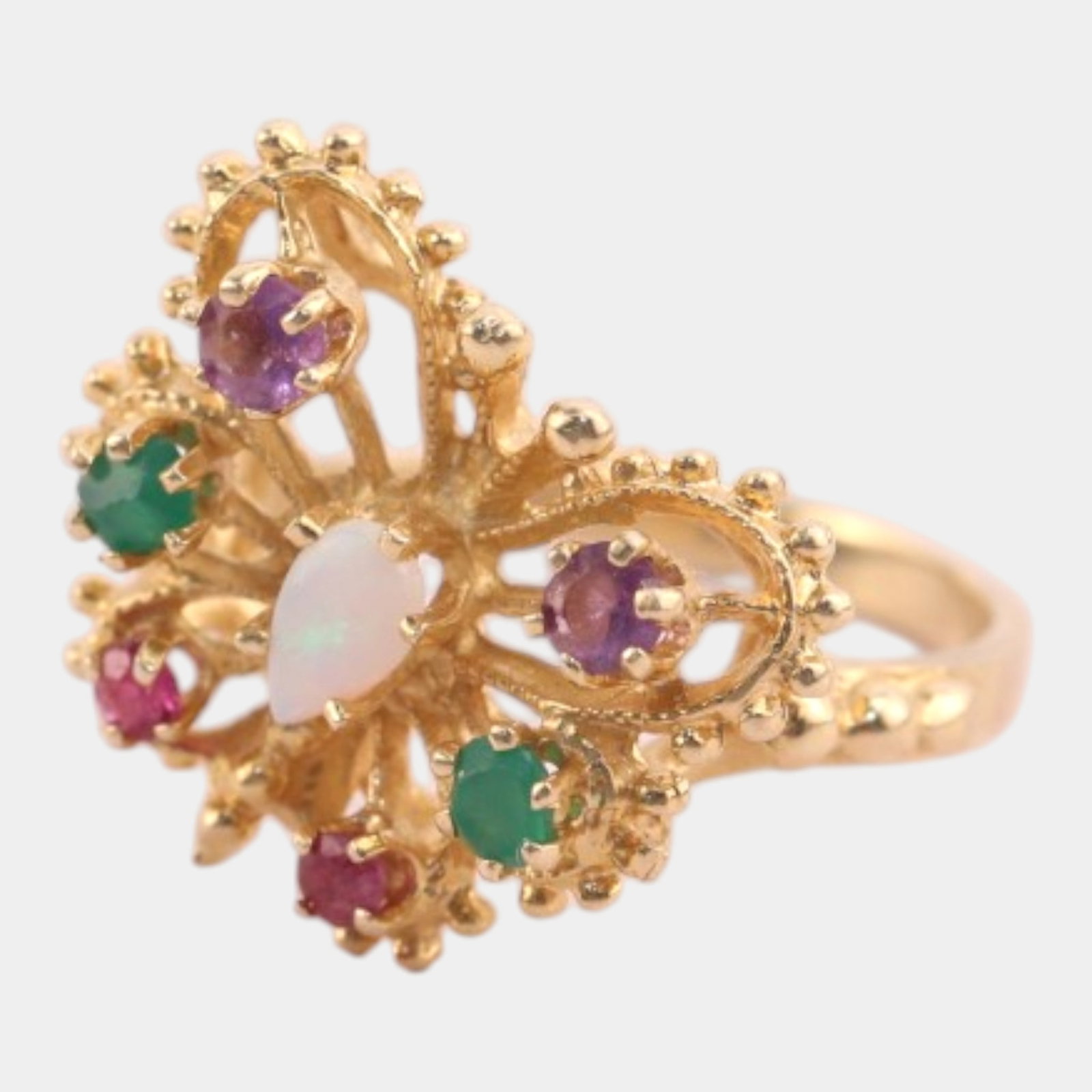 14K Yellow Gold Figural Butterfly Ring With Opal, Emerald, Ruby, And Amethyst Accent Stones Size 5.5: Professional, fast, and affordable in house shipping available for all items. Vibrantly ornate and intricately styled, this vintage ring features a central opal surrounded by a lively cluster of multi