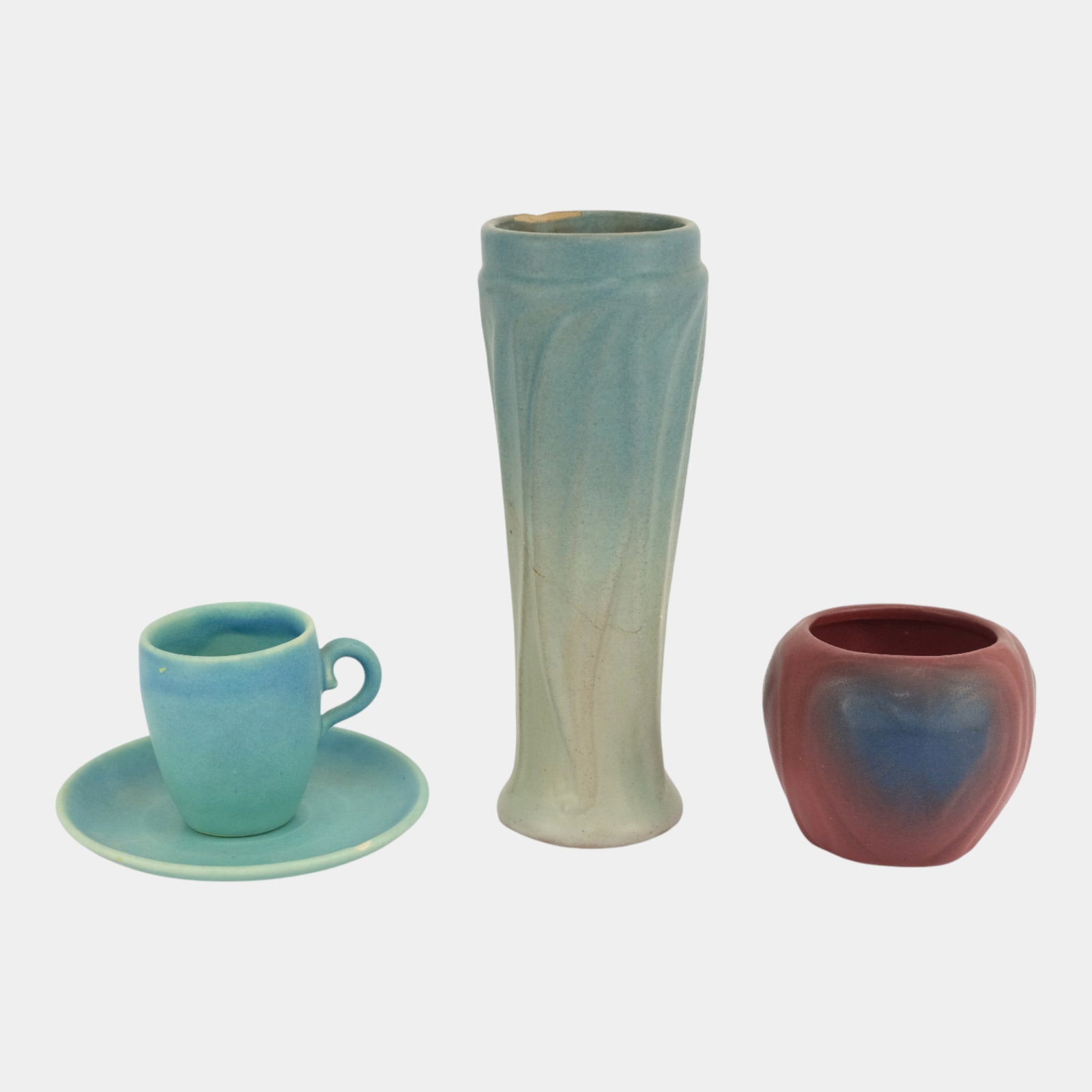Van Briggle Late Teens Blue 1920s Red Vase Mug Saucer: We offer affordable in-house shipping on all items. Van Briggle Late Teens Blue 1920s Red Vase Mug Saucer Nice arts and crafts form with a nice glaze. Blue Vase as is with chip to rim and repaired cra