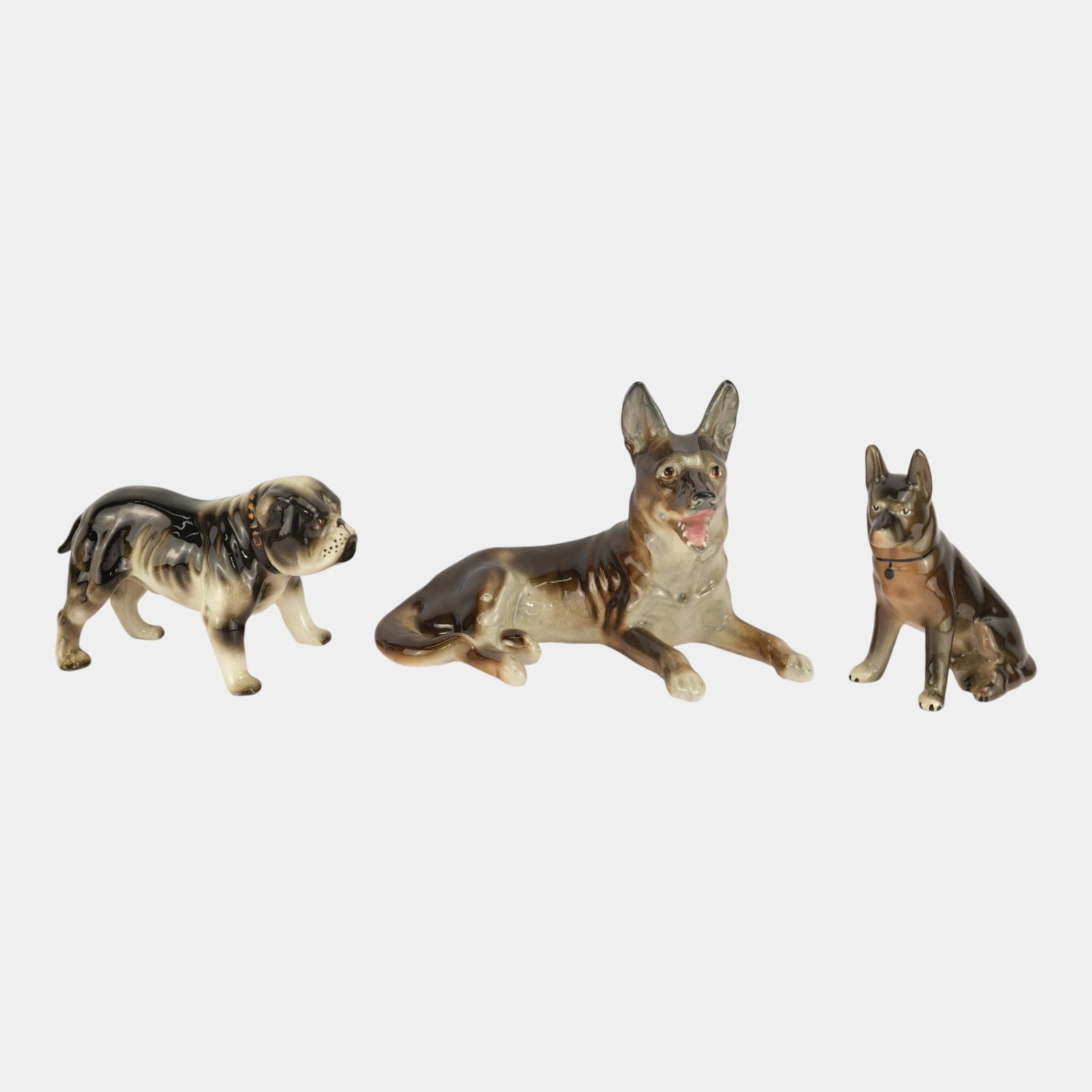 Robert Simmons California Art Pottery German Shepard And Bulldog Figurines: We offer affordable in-house shipping on all items. Robert Simmons California Art Pottery German Shepard And Bulldog Figurines Excellent condition. Age related wear. Bottom marked as shown. Tallest do