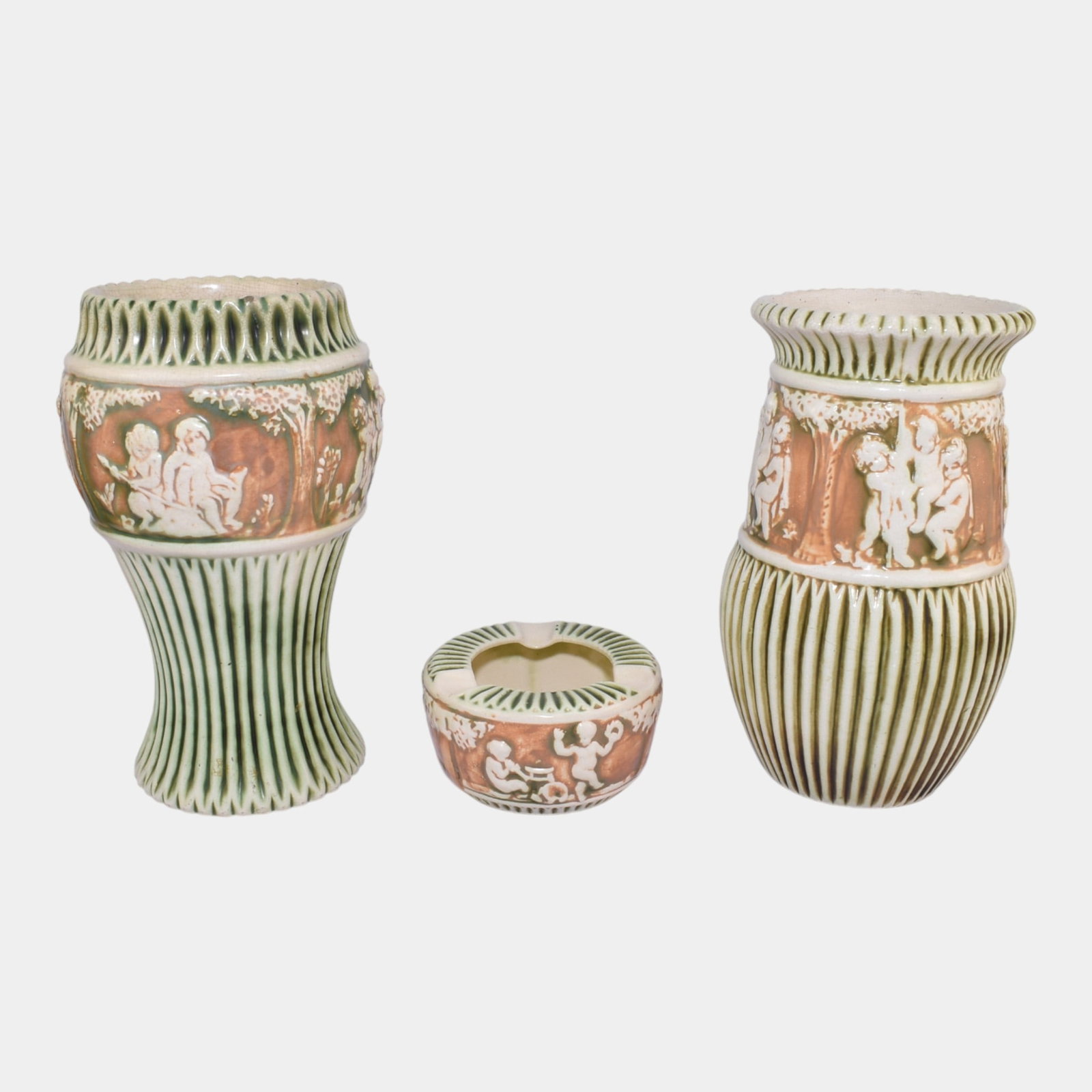 Roseville Donatello Vintage Art Pottery Ceramic Vases and Bowl (1 of 3)