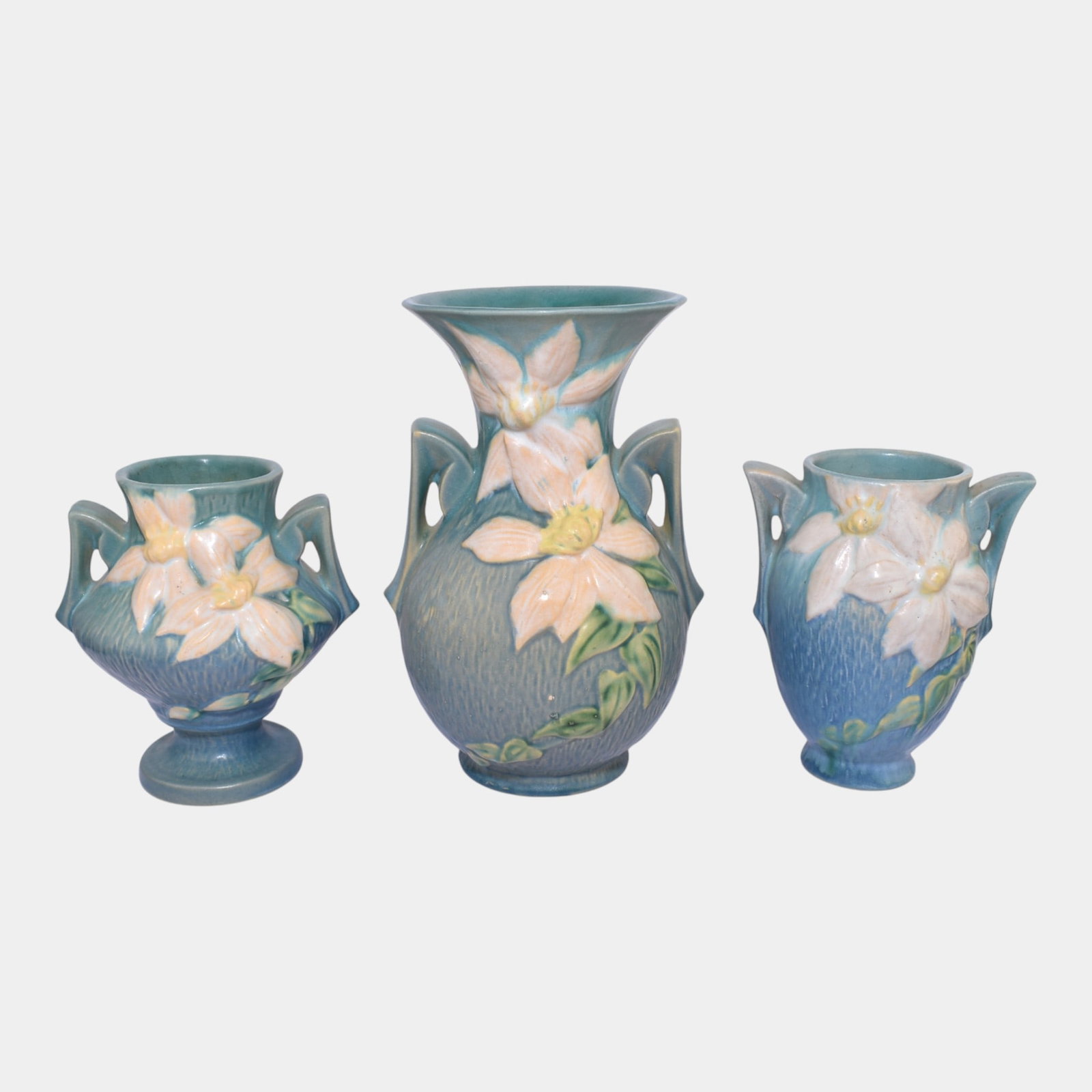 Roseville Clematis Blue Vintage Art Pottery Ceramic Vases: We offer affordable in-house shipping on all items. Roseville Clematis Blue Vintage Art Pottery Ceramic Vases Nice mold and color. Excellent original condition. No chips, cracks, damage or repair of a