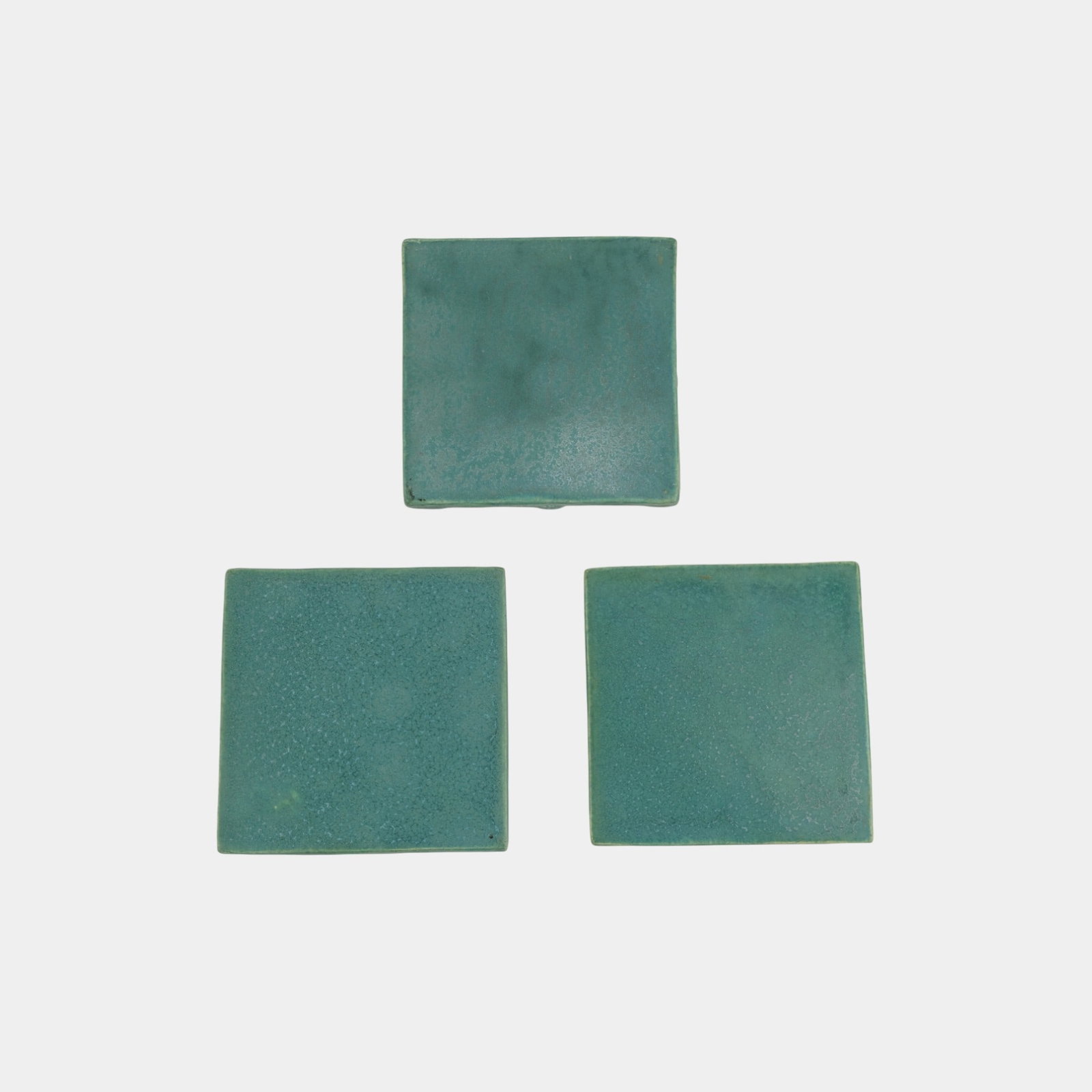 Ephraim Faience 2002 Set of Three Seaspray Green Glazed Pottery Field Tiles: We offer affordable in-house shipping on all items. Ephraim Faience 2002 Set of Three Seaspray Green Glazed Pottery Field Tiles Excellent condition. Tiles are 4" tall and 4" wide. Back marked as shown