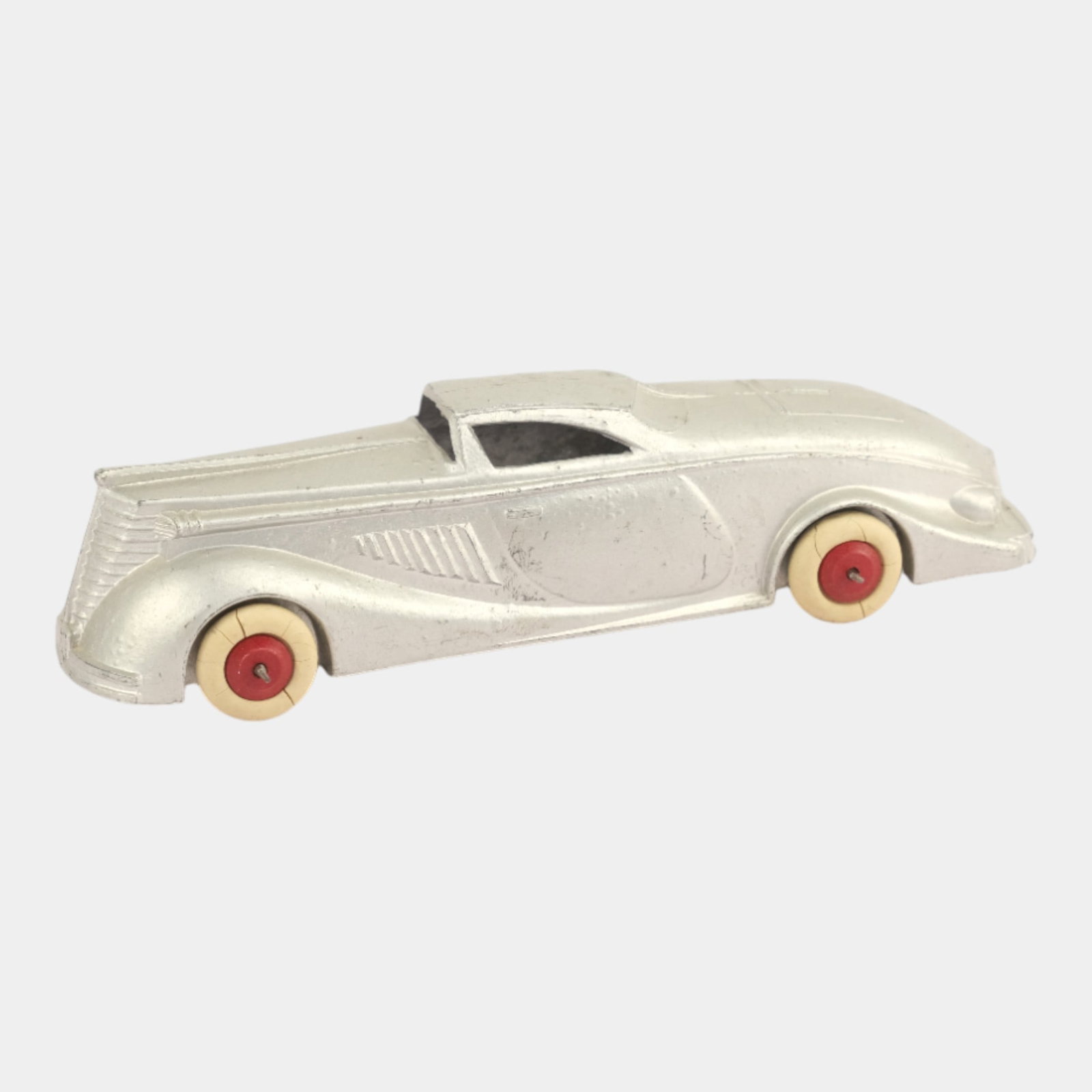 Manoil USA 1940s Diecast 704 Silver Coupe Toy Car (1 of 3)