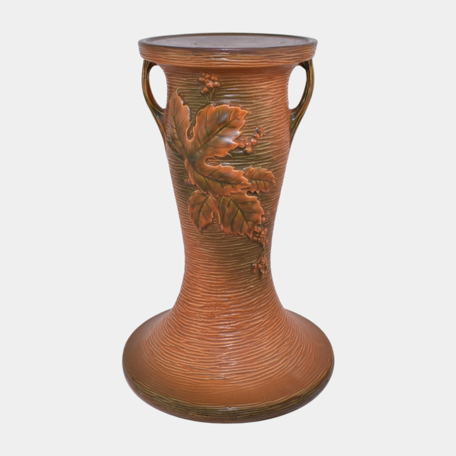 Roseville Bushberry Brown 1941 Vintage Art Pottery Ceramic Pedestal 657-8: We offer affordable in-house shipping on all items. Roseville Bushberry Brown 1941 Vintage Art Pottery Ceramic Pedestal 657-8 Nice form with great color and glaze. Shows well with repair to rim. Talle