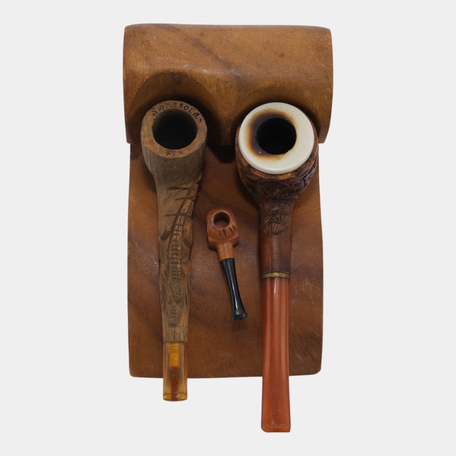 Sarasota Alligator, Volcano, And Monkey Head Hand Carved Wooden Pipes With Stand (1 of 6)