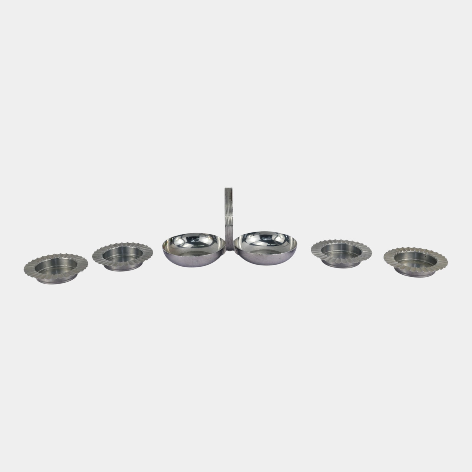 Ruth & William Gerth For Chase 1930s Art Deco Chrome Nut Candy Dish & Ashtrays (1 of 5)