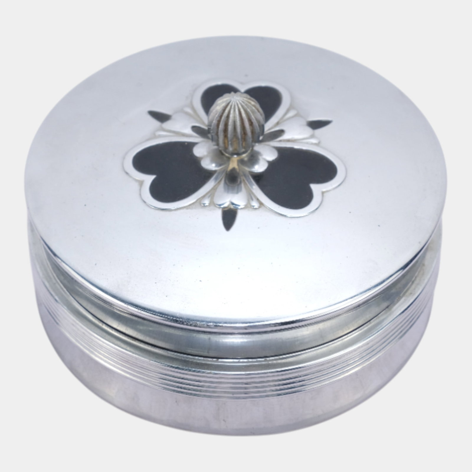 Chase 1930s Art Deco Chrome Heart Shaped Clover Lidded Box With Clear Glass Insert: We offer affordable in-house shipping on all items. Chase 1930s Art Deco Chrome Heart Shaped Clover Lidded Box With Clear Glass Insert Excellent condition. Age related wear. Jar is 3" tall and 5 1/4" 