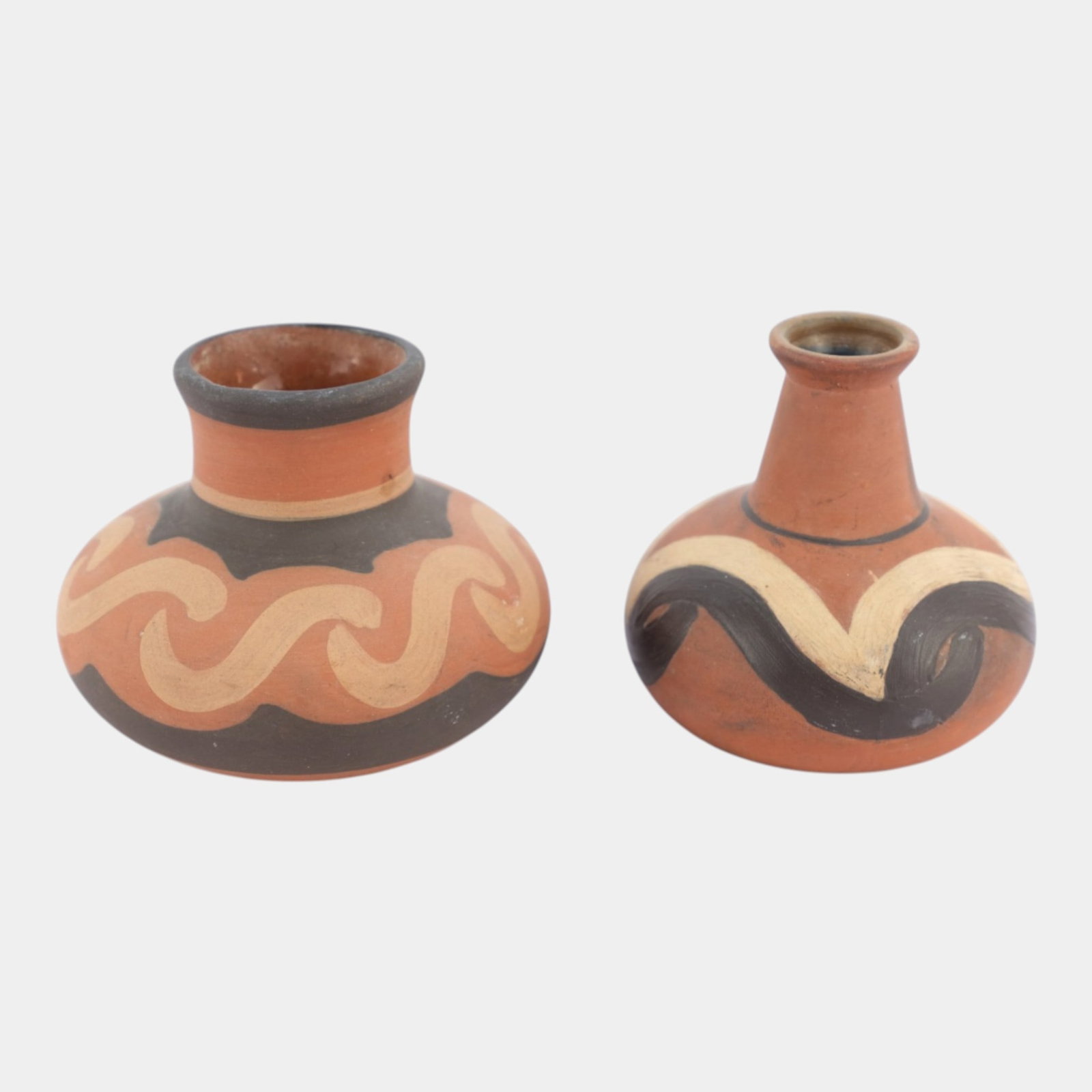 Clifton 1905-1914 Vintage Native American Art Pottery Hand Decorated Vases: We offer affordable in-house shipping on all items. Clifton 1905-1914 Vintage Native American Art Pottery Hand Decorated Vases Excellent original condition. No chips, cracks, damage or repair of any k