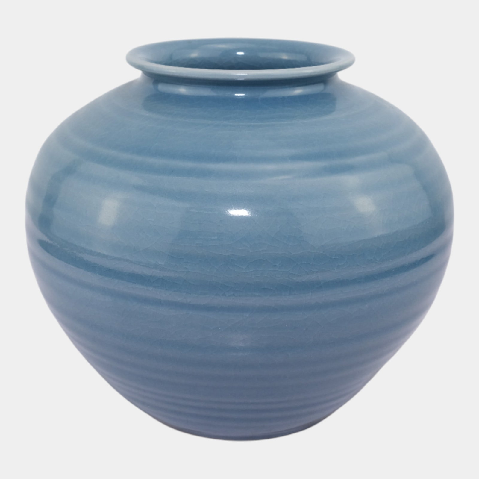 Studio Art Pottery Mid 20th Century Blue Bulbous Ribbed Ceramic Vase: We offer affordable in-house shipping on all items.For higher resolution images please visit bid.craftedauctions.com Studio Art Pottery Mid 20th Century Blue Bulbous Ribbed Ceramic Vase Excellent orig