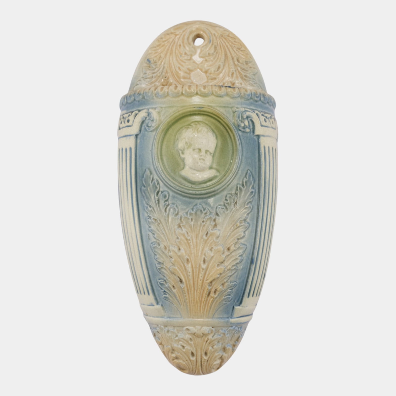 Roseville Cherub Cameo Vintage Art Pottery Ceramic Wall Pocket: We offer affordable in-house shipping on all items.For higher resolution images please visit bid.craftedauctions.com Roseville Cherub Cameo Vintage Art Pottery Ceramic Wall Pocket Hard to find wall po