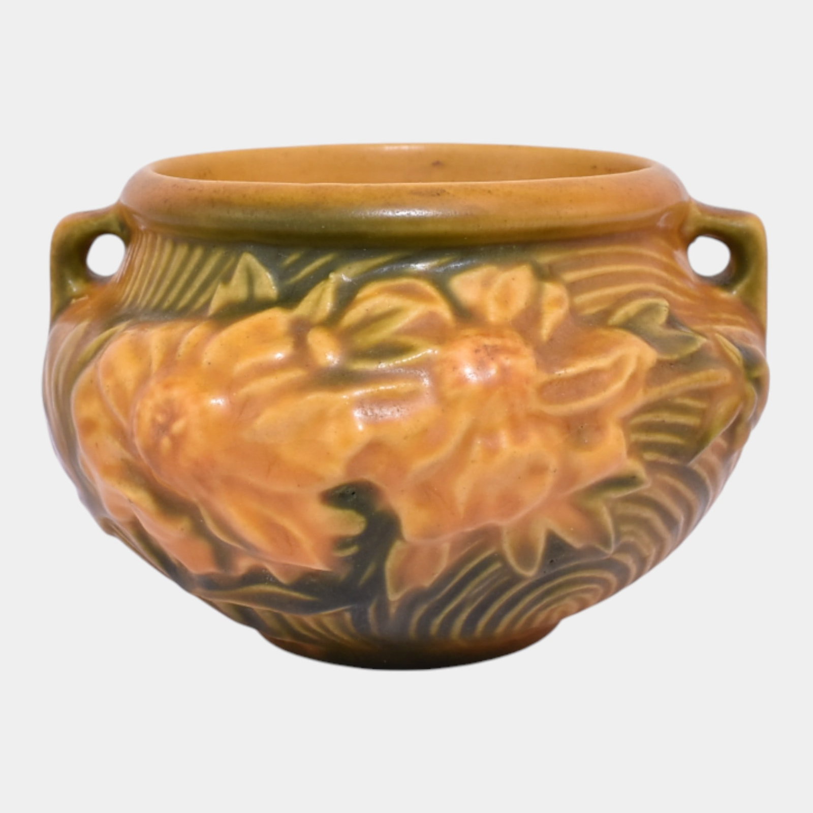 Roseville Peony Yellow 1942 Vintage Art Pottery Ceramic Jardiniere Planter 661-3: We offer affordable in-house shipping on all items.For higher resolution images please visit bid.craftedauctions.com Roseville Peony Yellow 1942 Vintage Art Pottery Ceramic Jardiniere Planter 661-3 Ex