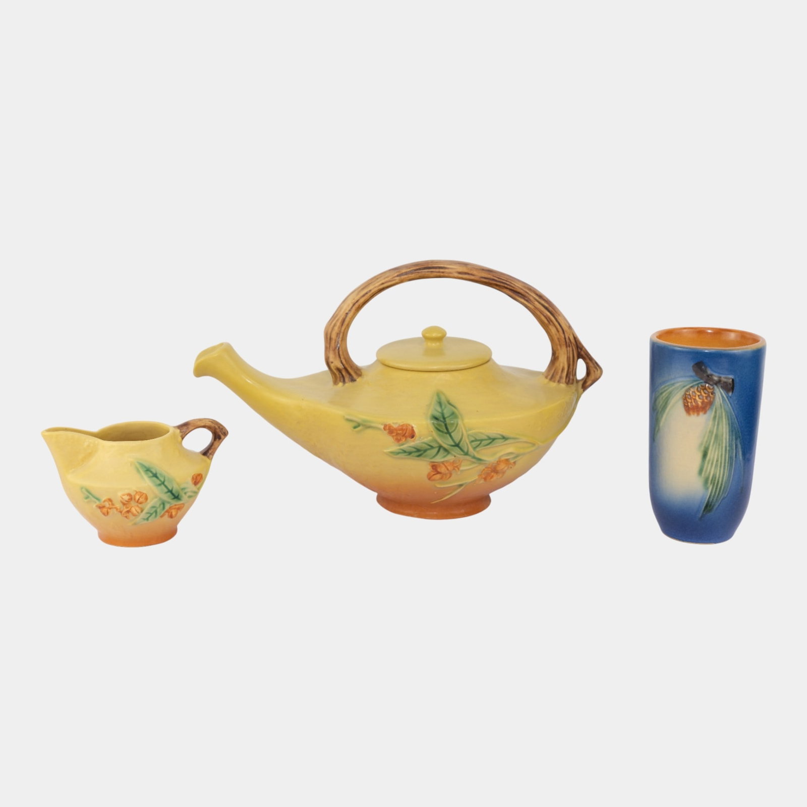 Roseville Art Pottery Yellow Bittersweet Tea Service & Blue Pine Cone Tumbler (1 of 6)