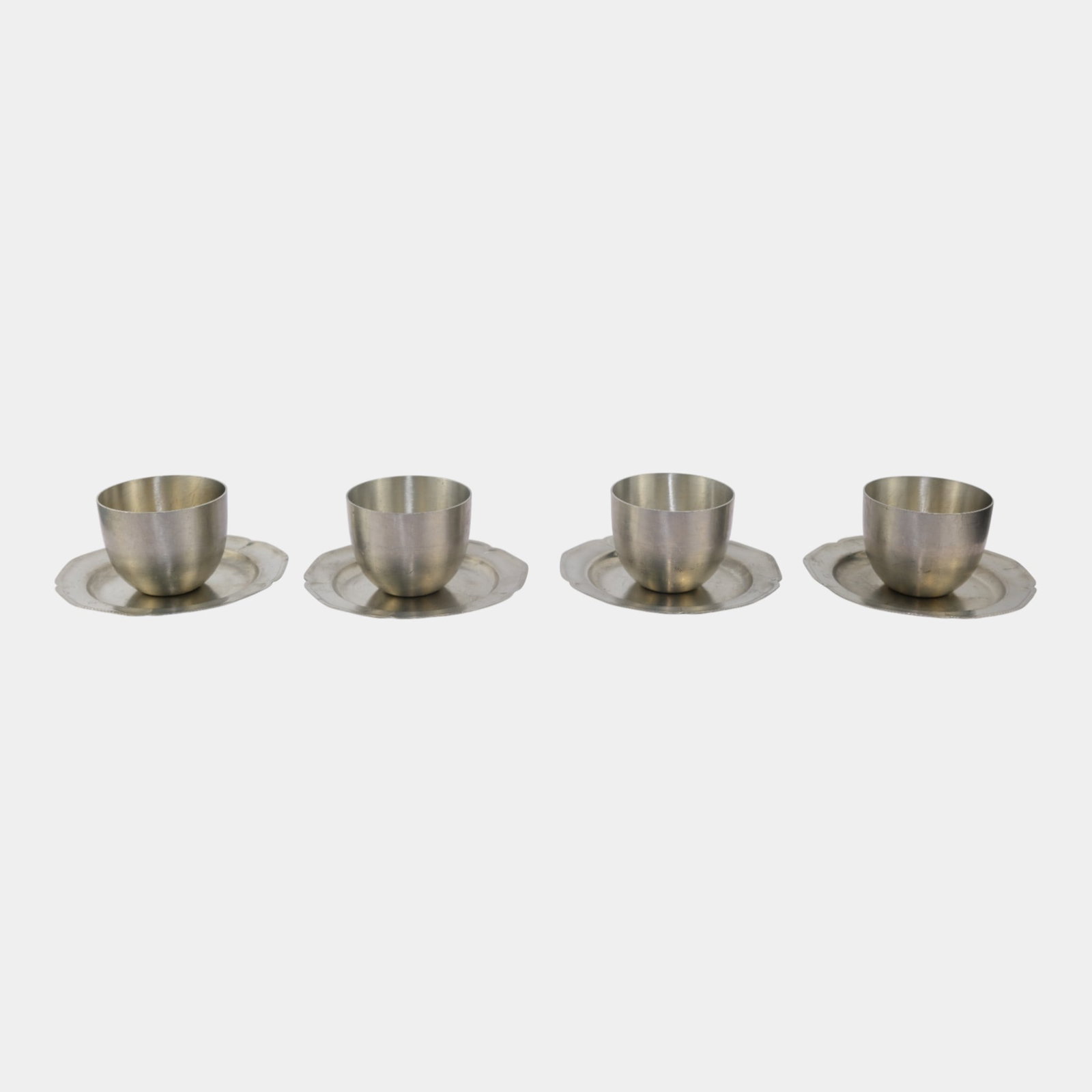 Hanle Pewer Set Of 4 Jefferson Cups With Scalloped Rim Saucers: We offer affordable in-house shipping on all items.For higher resolution images please visit bid.craftedauctions.com Hanle Pewer Set Of 4 Jefferson Cups With Scalloped Rim Saucers Excellent condition.