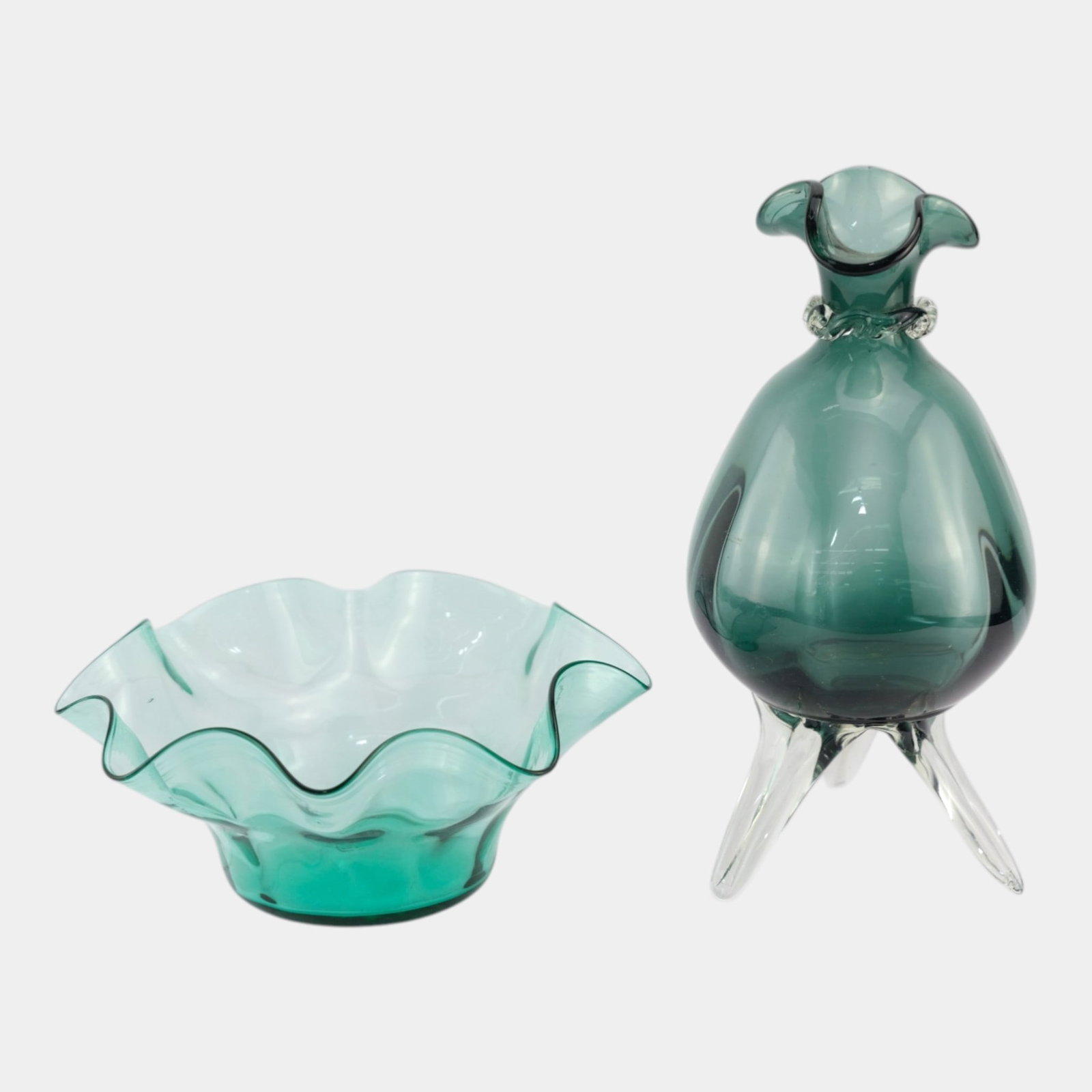 Blenko Sea Green Ruffle Rim Glass Bowl & Mid Century Tripod Footed Glass Vase (1 of 4)