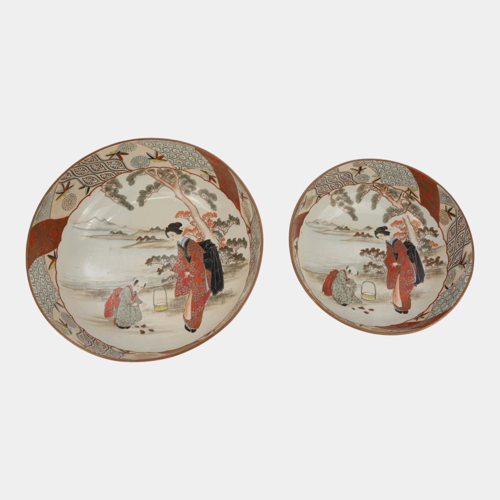 Japanese 20th Century Hand Painted Kutani Scenic Geisha & Child Decorated Bowls: We offer affordable in-house shipping on all items.For higher resolution images please visit bid.craftedauctions.com Japanese 20th Century Hand Painted Kutani Scenic Geisha & Child Decorated Bowls Exc