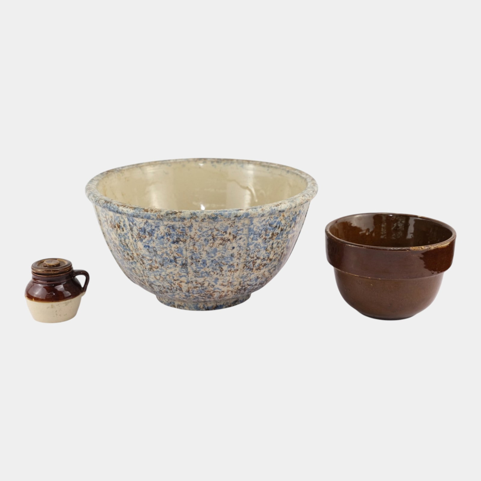 Early 20th Century American Art Pottery Primitives Small Handled Jug And Mixing Bowls (1 of 4)