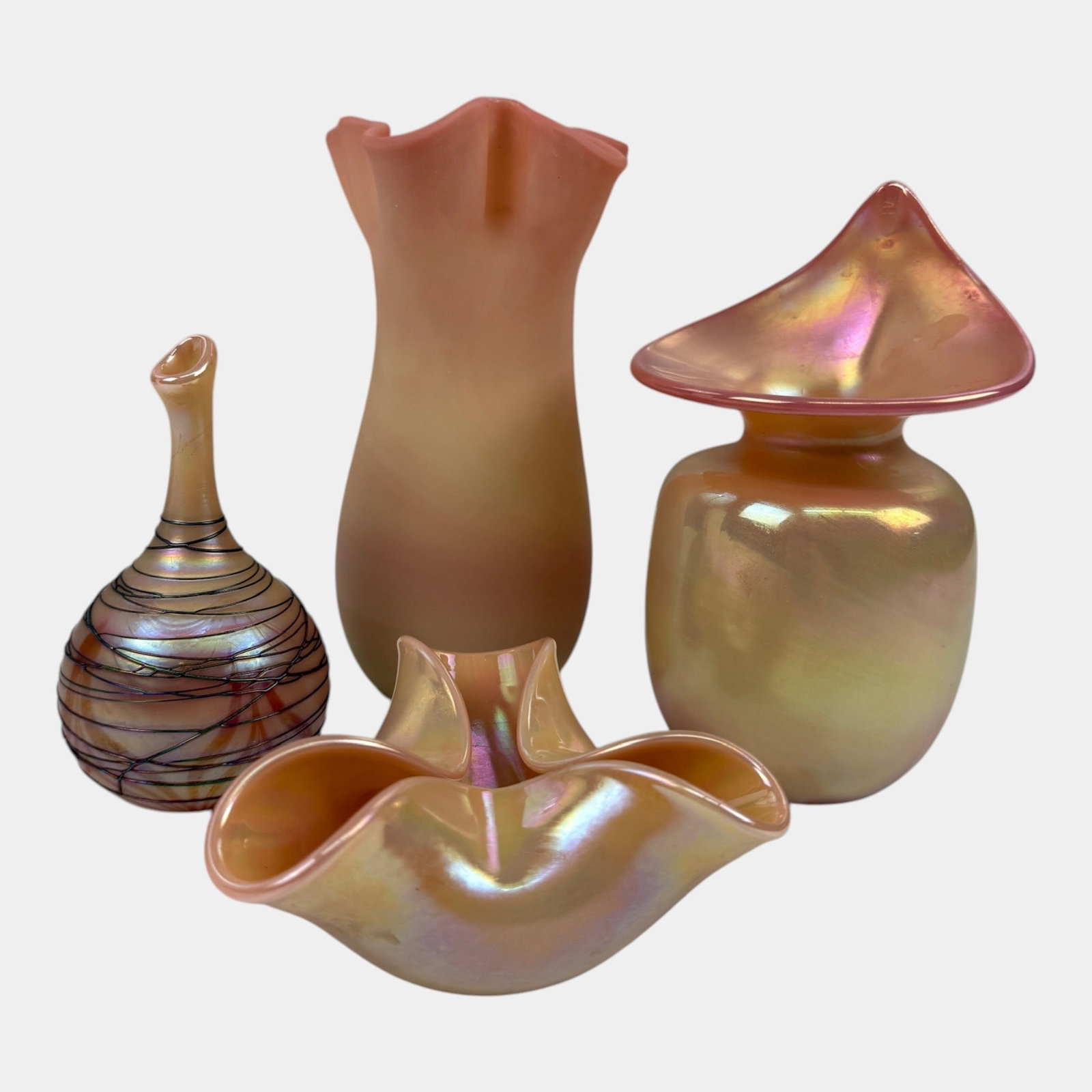 Terry Crider Ohio Studio Art Glass Peachblow Gold Threaded Jack In The Pulpit & Other Cabinet Vases: We offer affordable in-house shipping on all items.For higher resolution images please visit bid.craftedauctions.com Terry Crider Ohio Studio Art Glass Peachblow Gold Threaded Jack In The Pulpit &