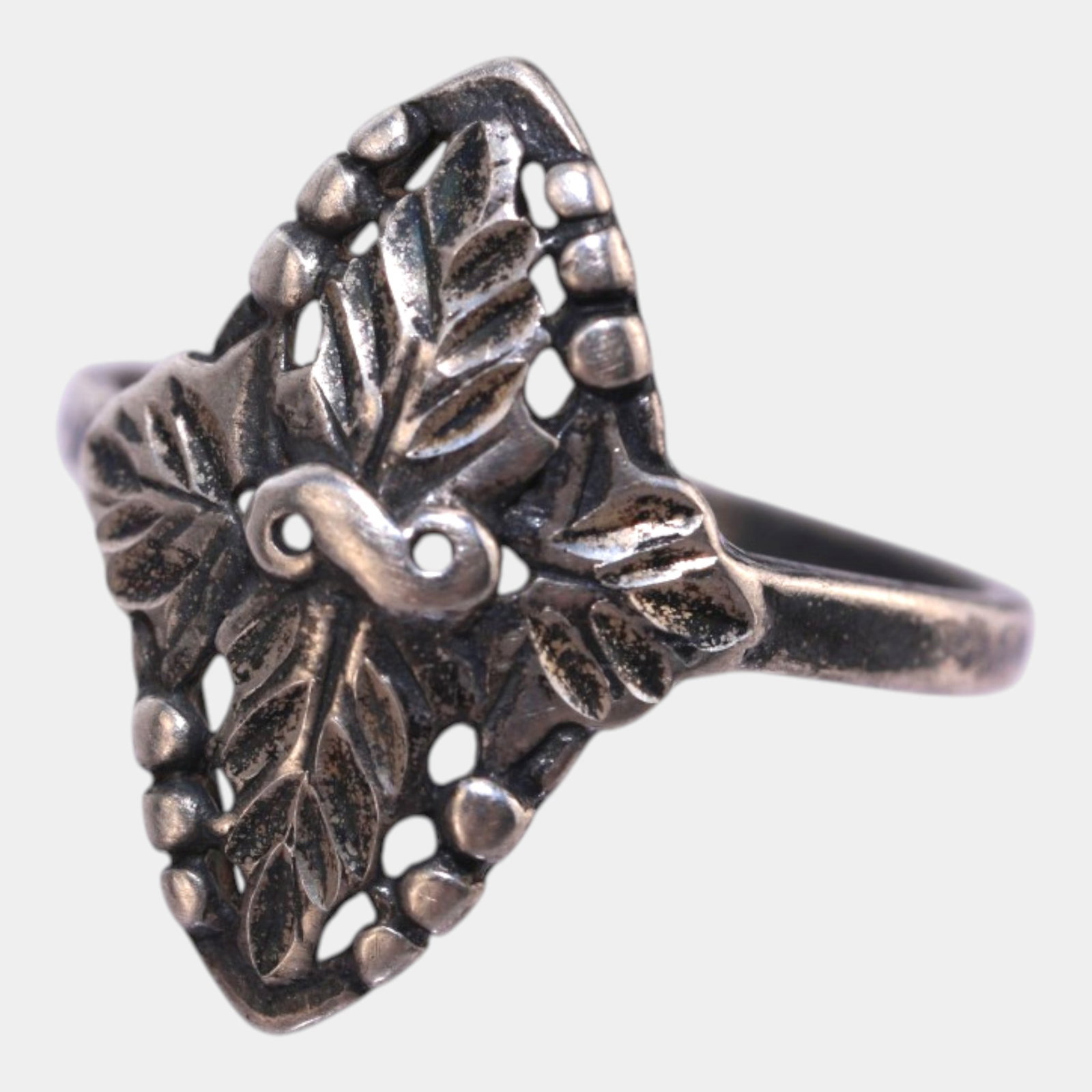 Sterling Silver 925 Openwork Floral Leaf Motif Modernist Shield Ring Size 7.5 (1 of 3)