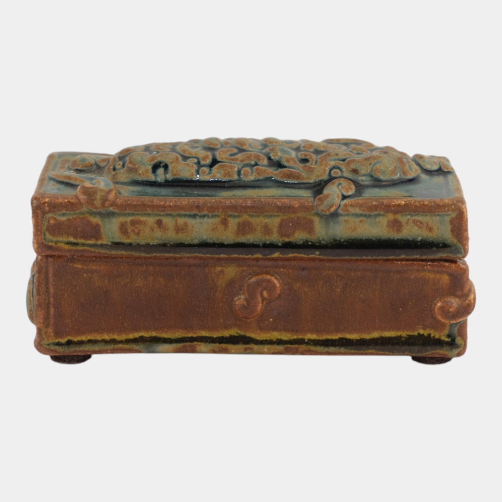 John Glick (1938-2017) Plum Tree Pottery Studio Mid Century Trinket Box: Professional, fast, and affordable in house shipping available for all items.For higher resolution images please visit www.bid.craftedauctions.com John Glick (1938-2017) Plum Tree Pottery Studio Mid C