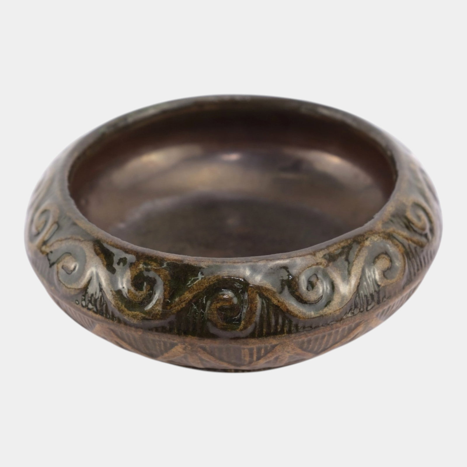 Louis Comfort Tiffany Studios Early 20th Century Art Nouveau Pottery Brown Arts And Crafts Low Bowl: Professional, fast, and affordable in house shipping available for all items.For higher resolution images please visit www.bid.craftedauctions.com Louis Comfort Tiffany Studios Early 20th Century Art 