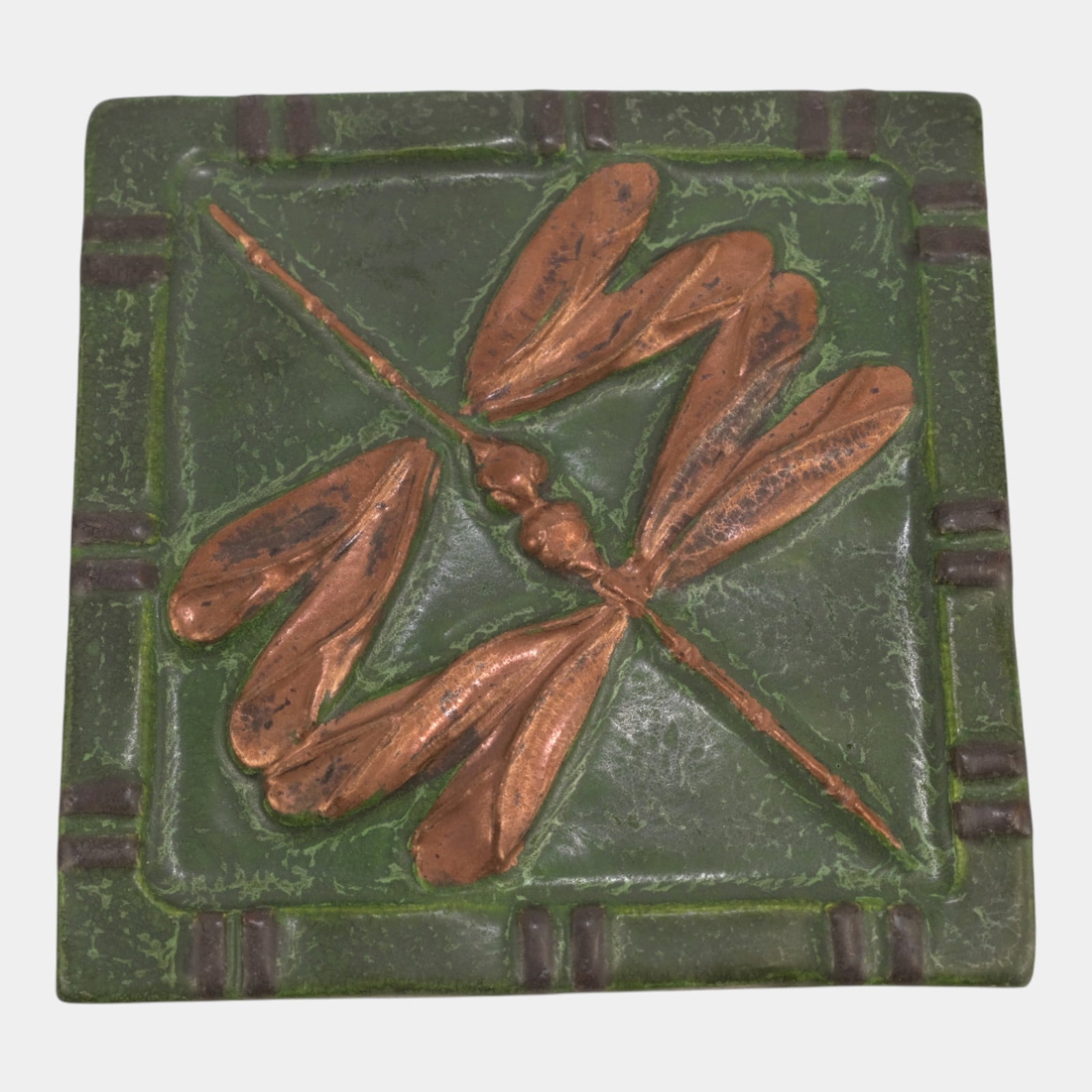 Ephraim Faience 2002 Arts And Crafts Green Kissing Dragonflies Pottery Tile: Professional, fast, and affordable in house shipping available for all items.For higher resolution images please visit www.bid.craftedauctions.com Ephraim Faience 2002 Arts And Crafts Green Kissing Dr